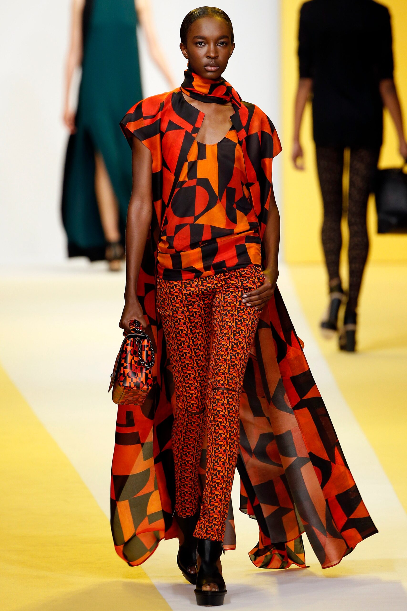 Akris S/S 17 Look 704