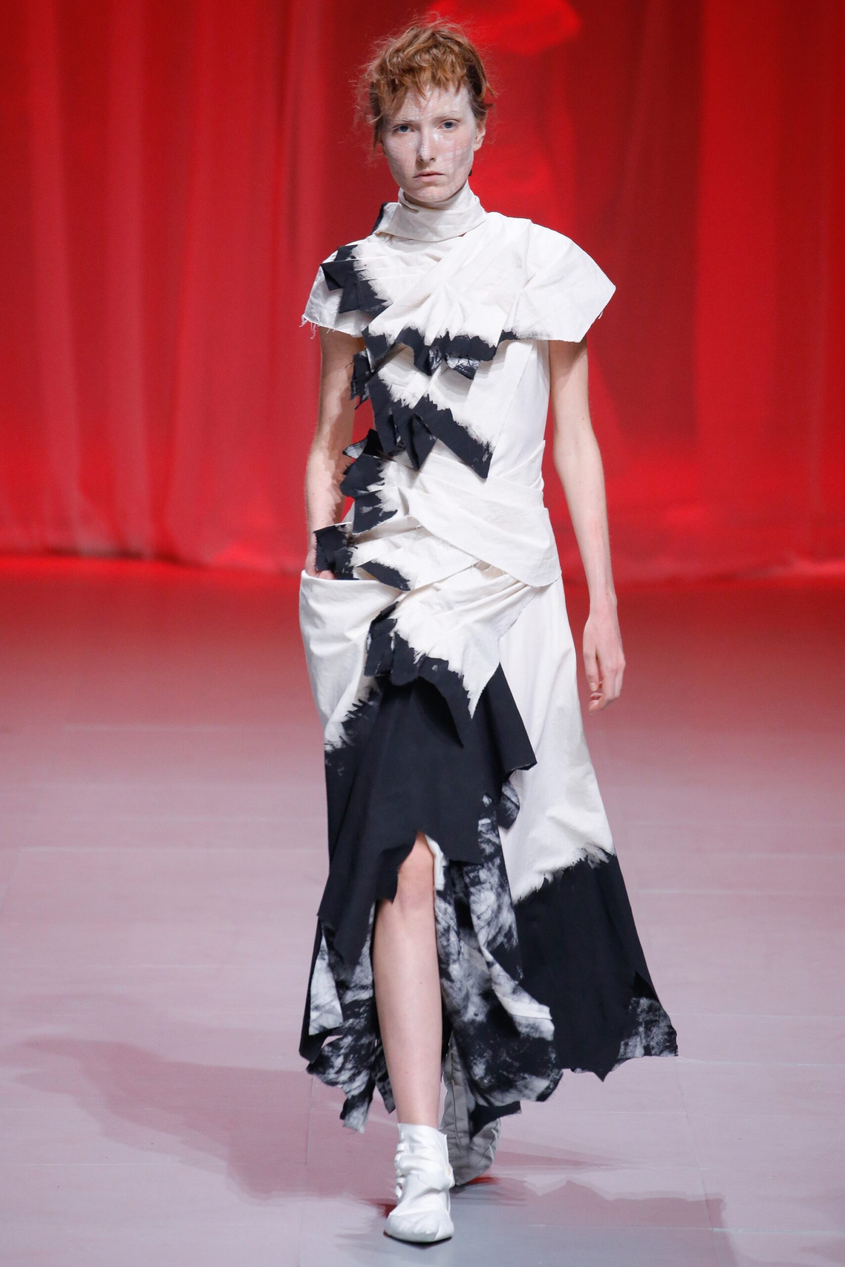 Aganovich S/S 17 Look 382