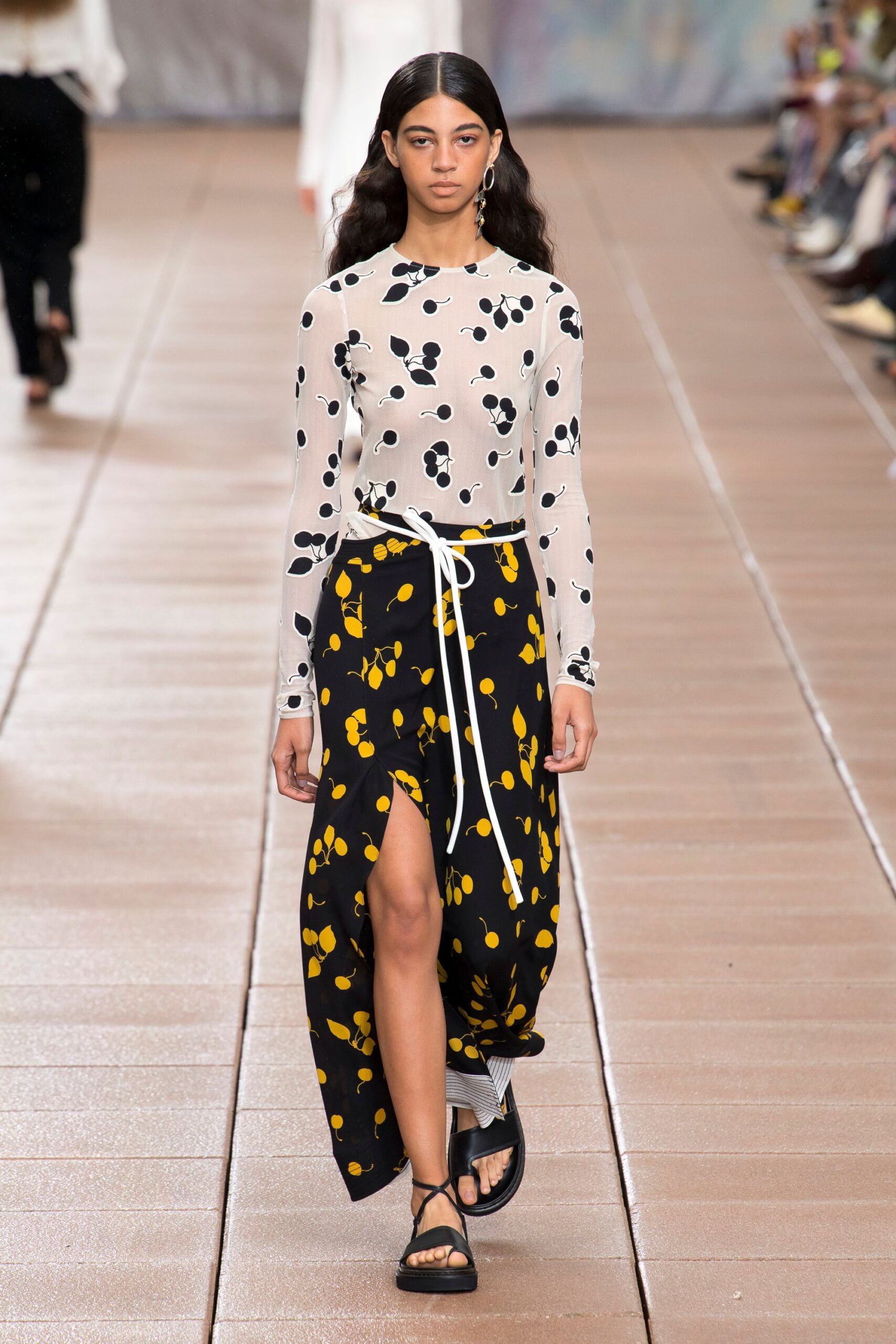 3.1 Phillip Lim S/S 19 Look 31