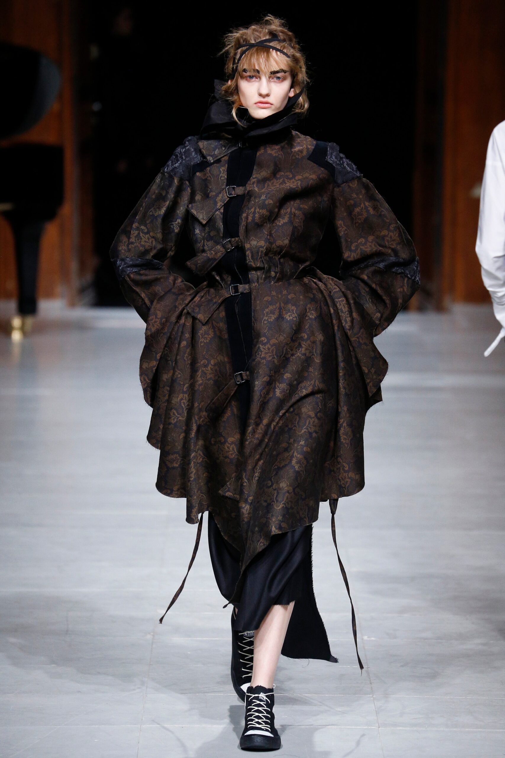 Aganovich F/W 16 Look 150