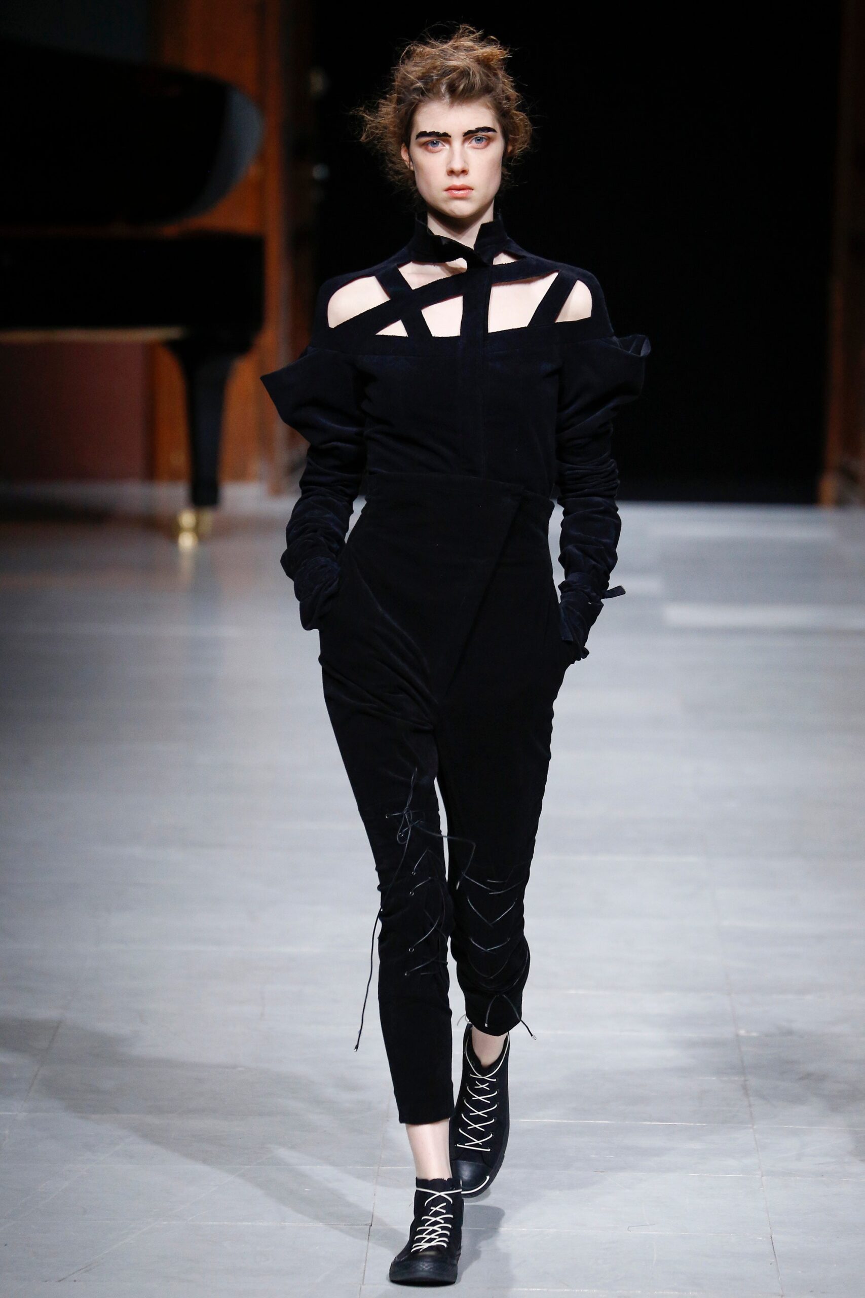 Aganovich F/W 16 Look 357