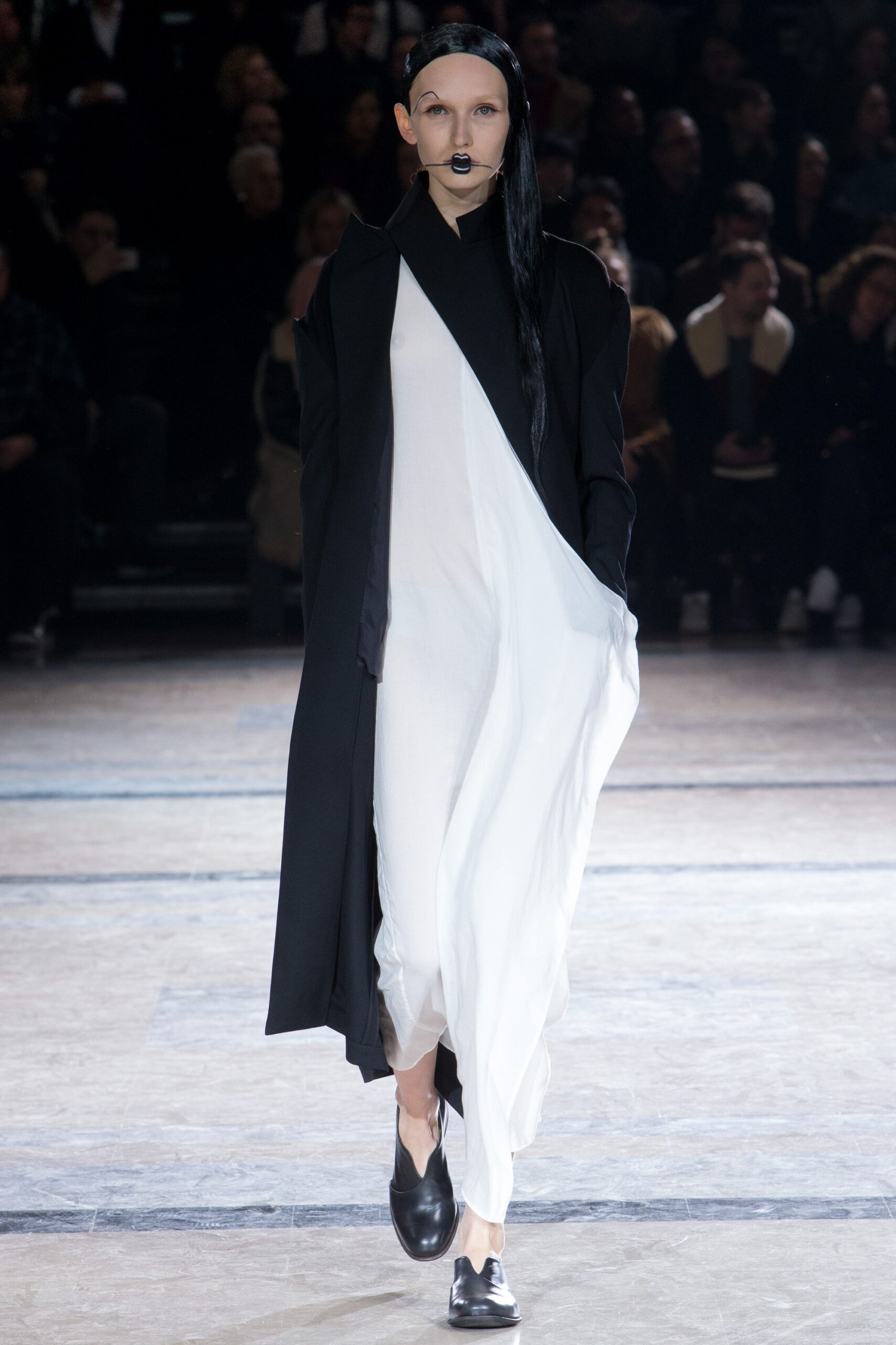 Yohji Yamamoto F/W 16 Look 8