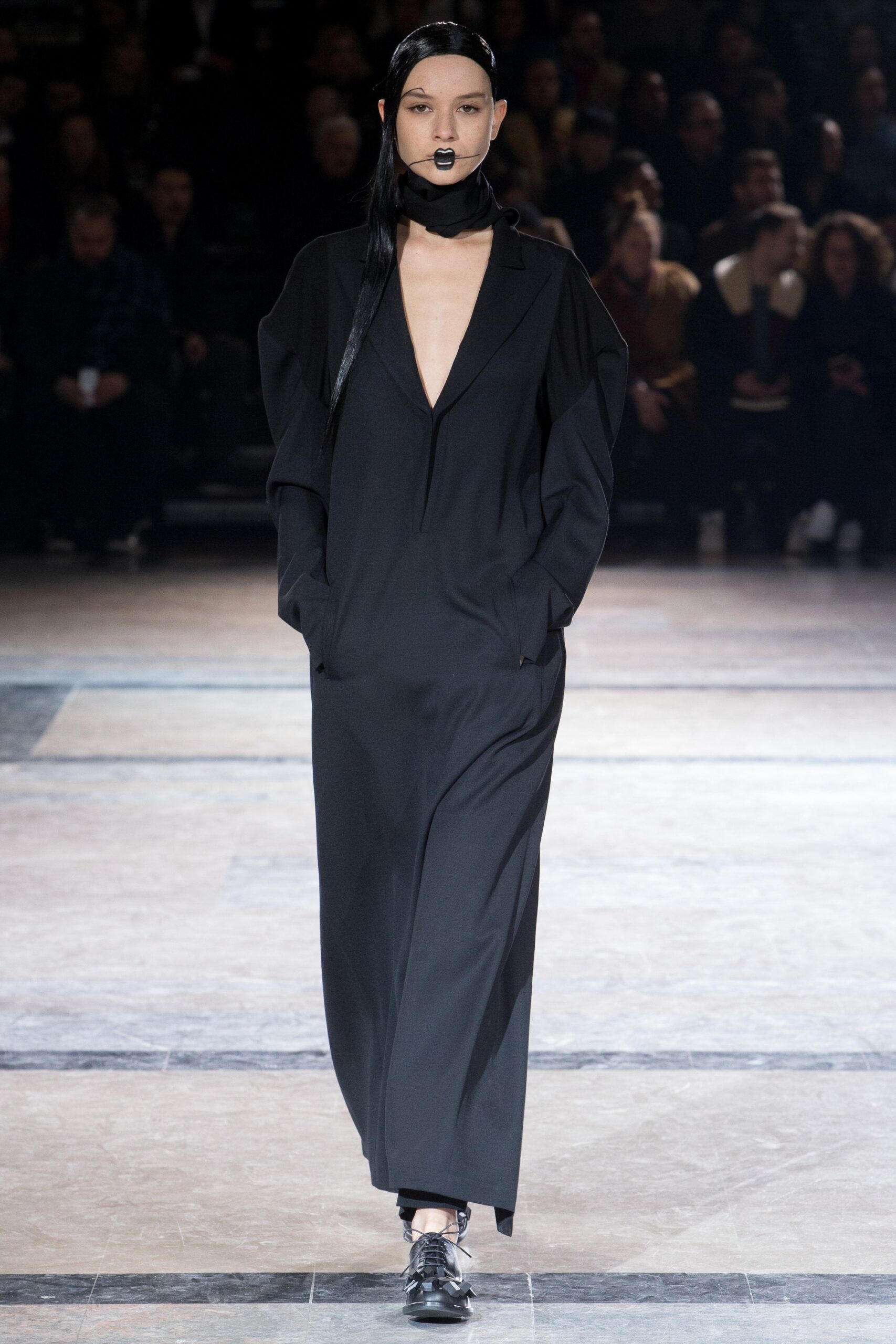 Yohji Yamamoto F/W 16 Look 13