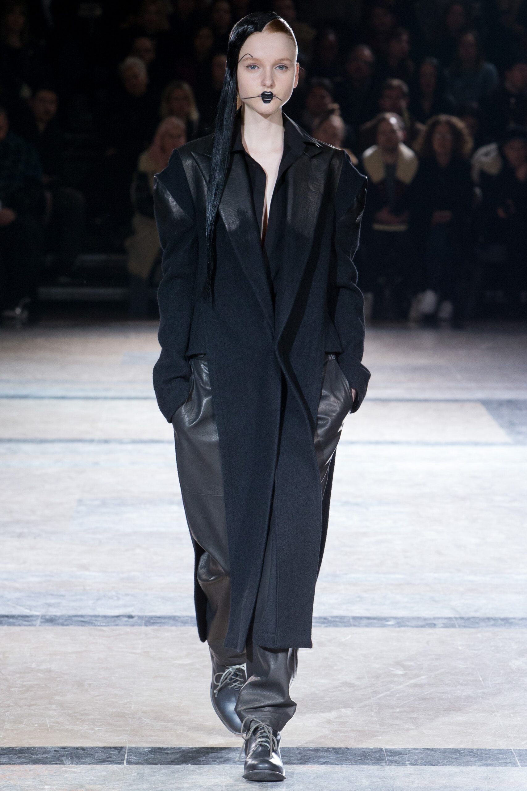 Yohji Yamamoto F/W 16 Look 24