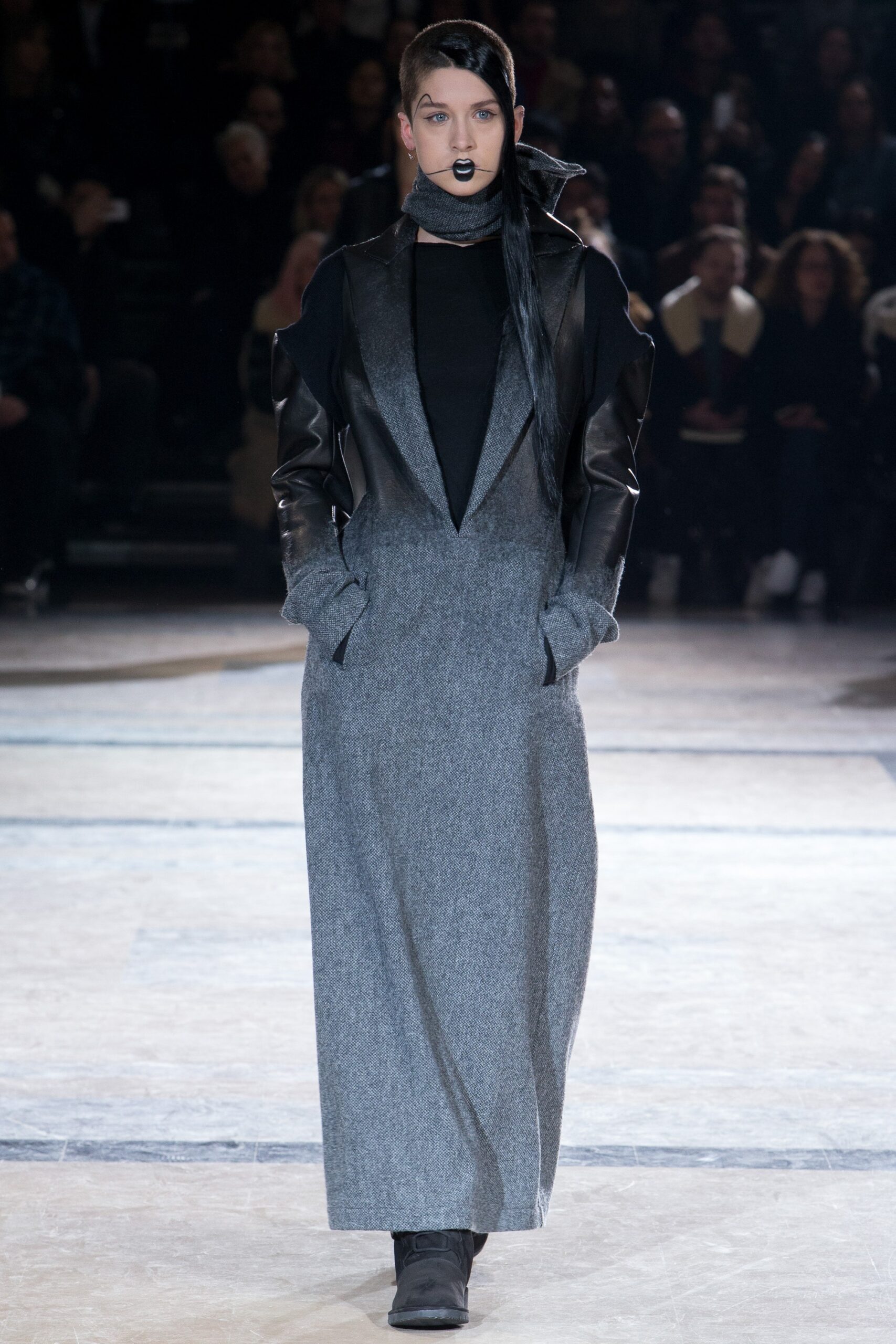 Yohji Yamamoto F/W 16 Look 25