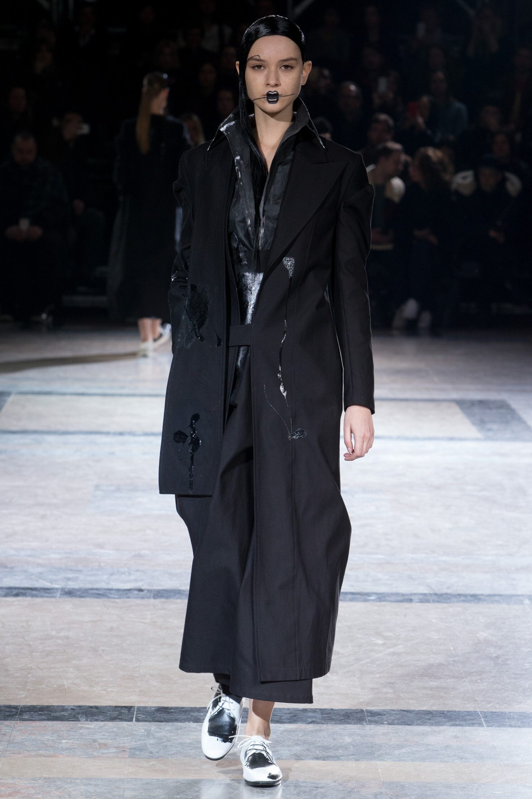 Yohji Yamamoto F/W 16 Look 29