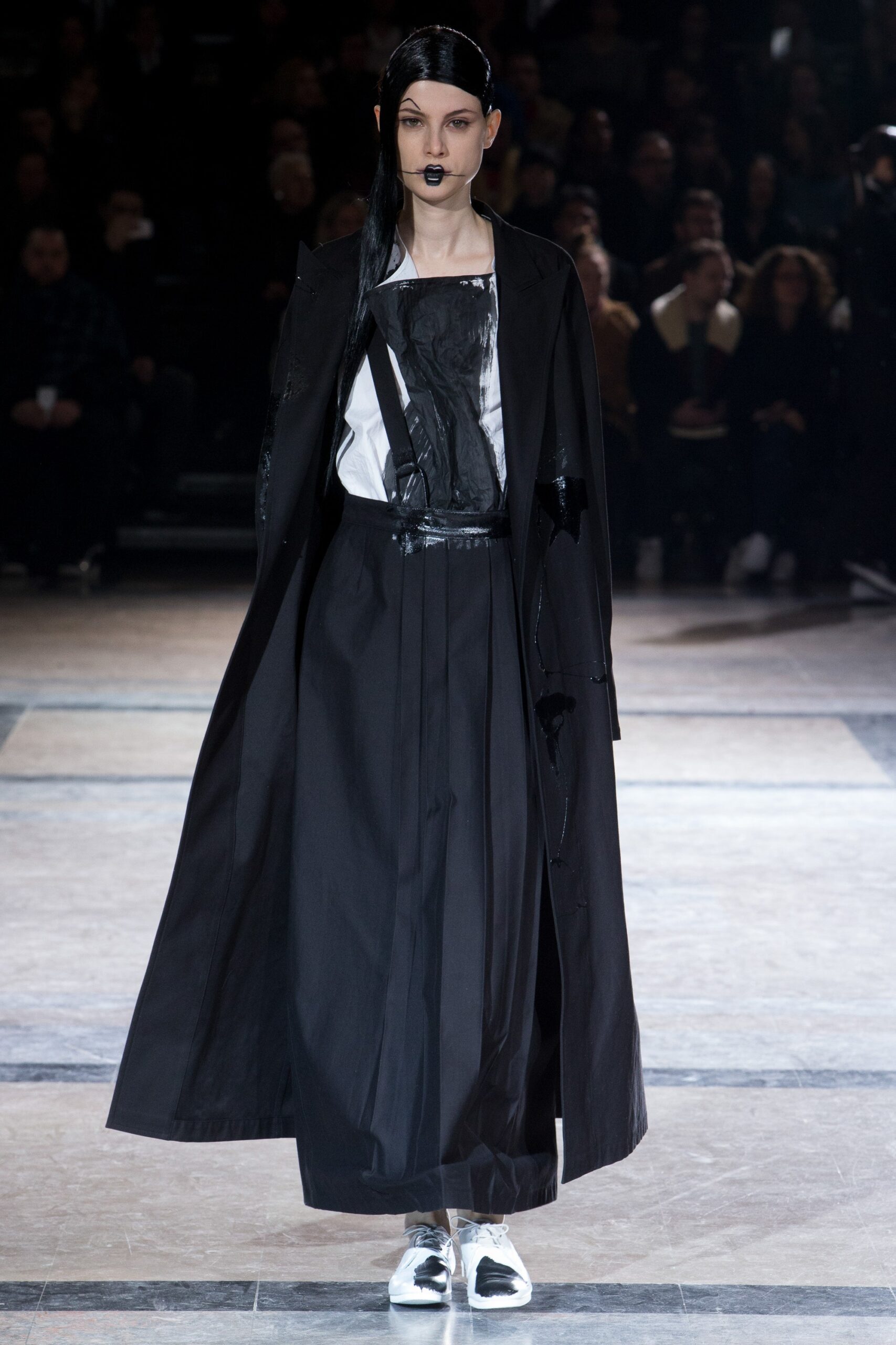 Yohji Yamamoto F/W 16 Look 30