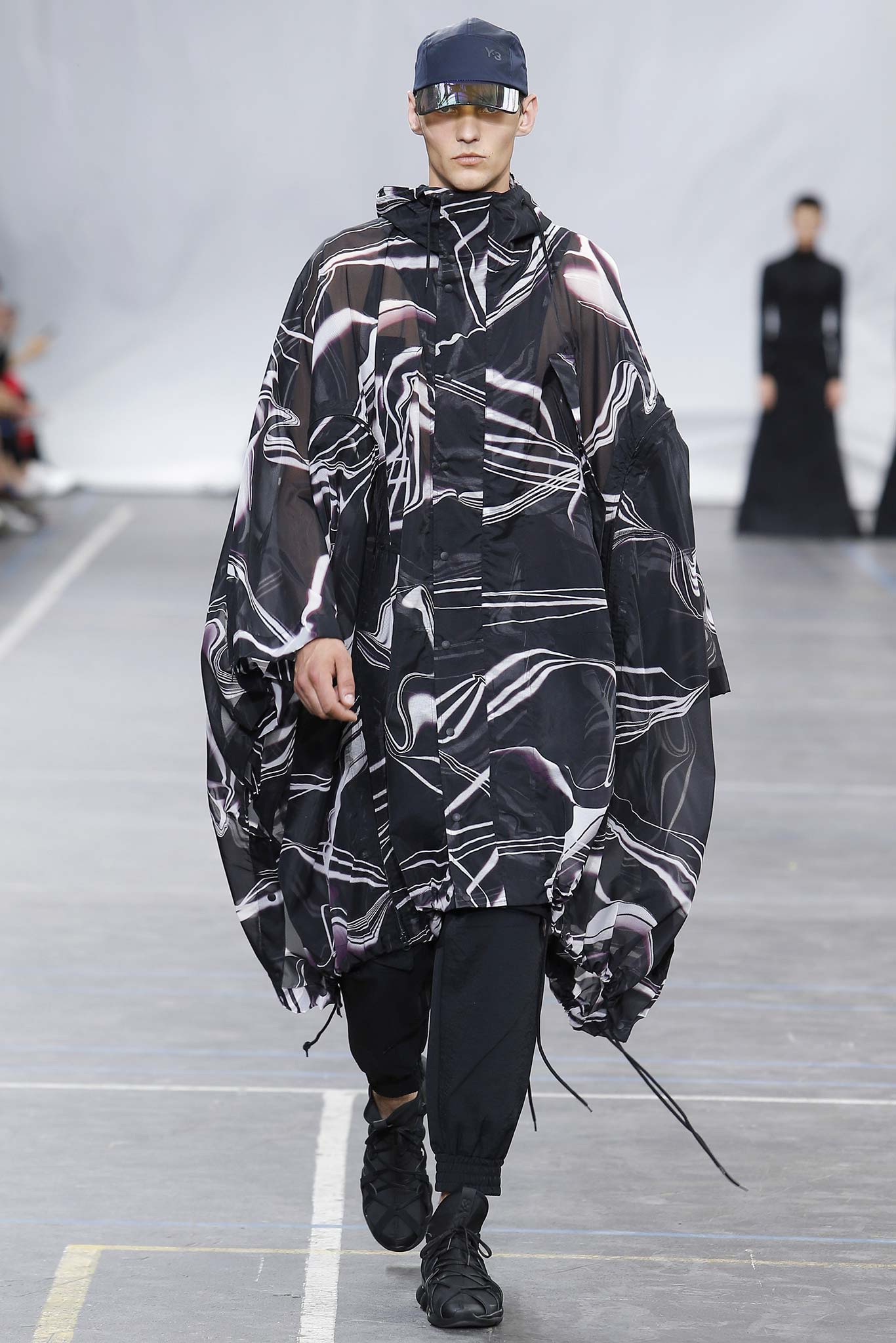 Y-3 S/S 16 Menswear Look 3