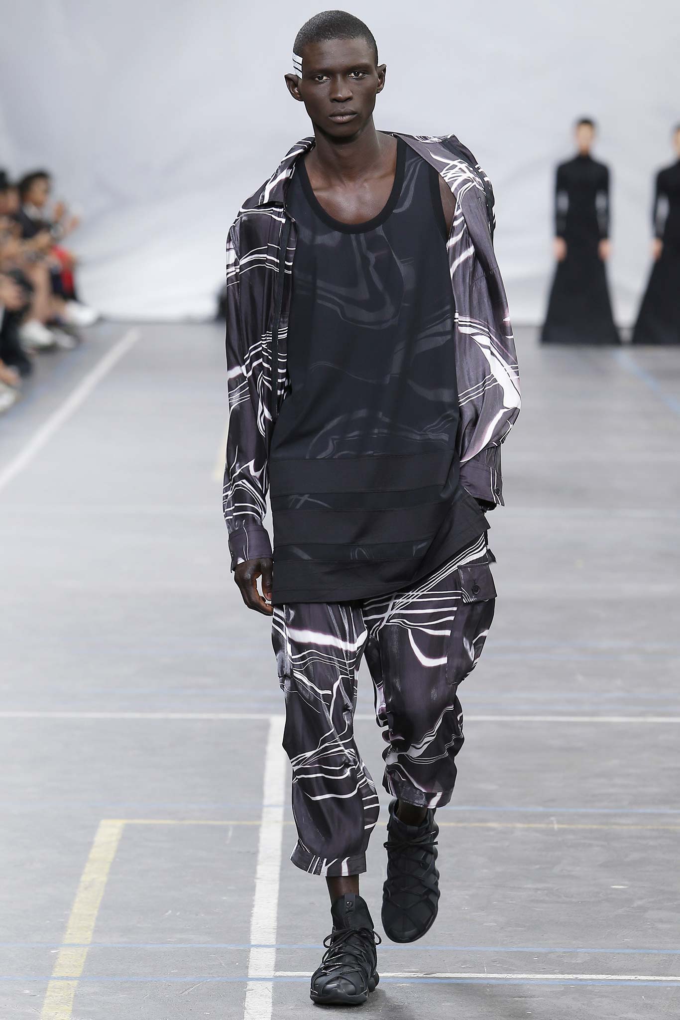 Y-3 S/S 16 Menswear Look 5