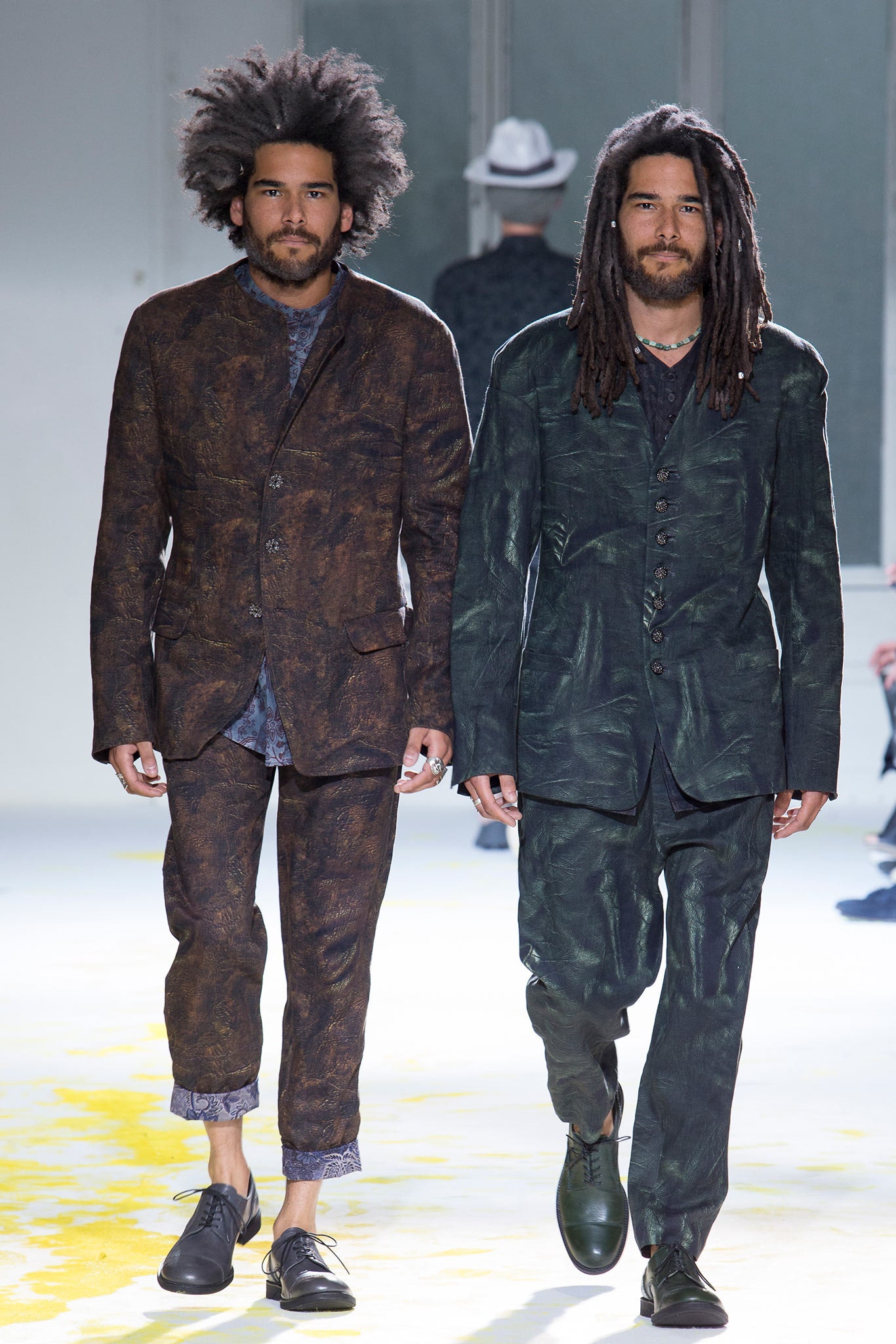 Yohji Yamamoto S/S 15 Menswear Look 1