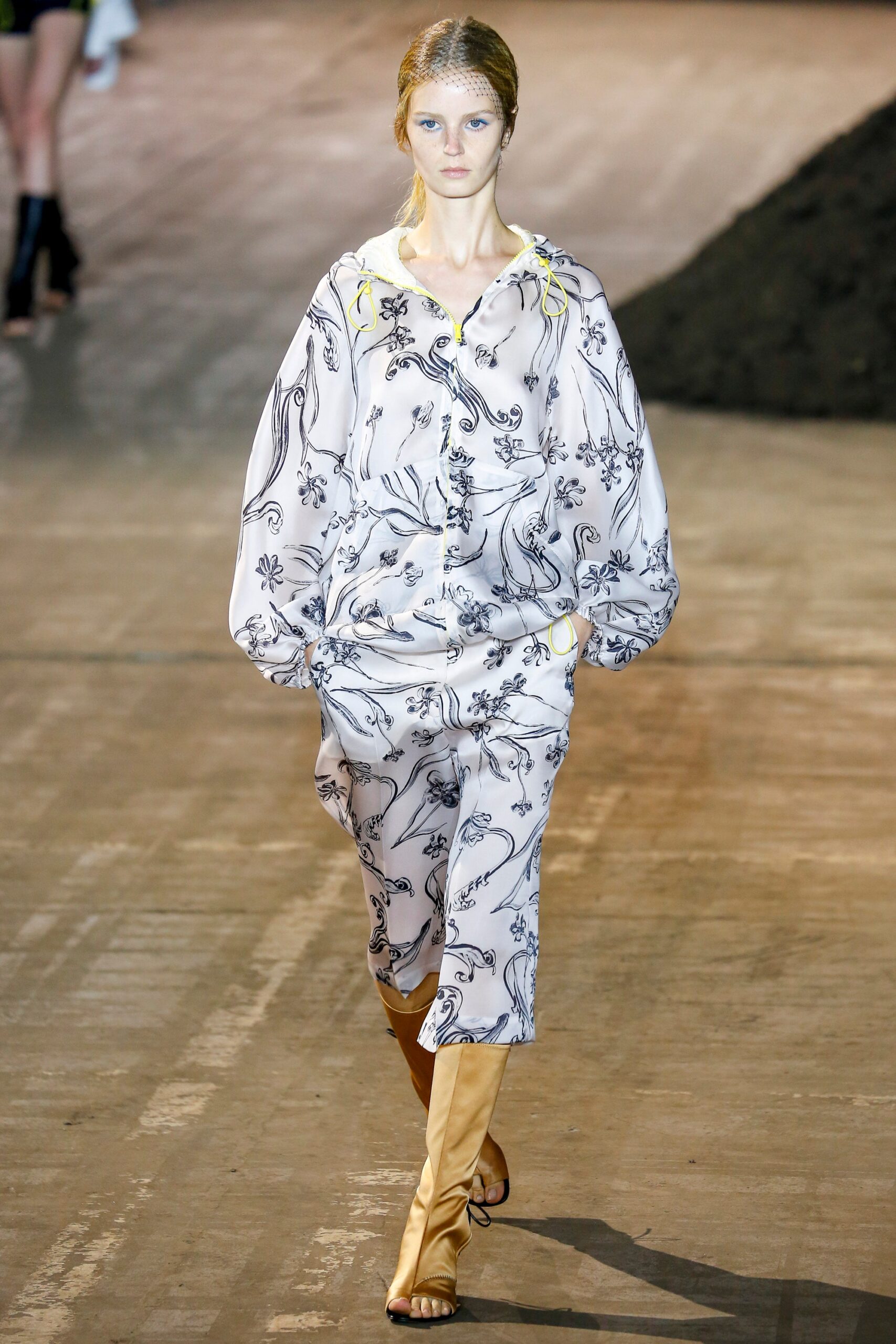 3.1 Phillip Lim S/S 16 Look 4