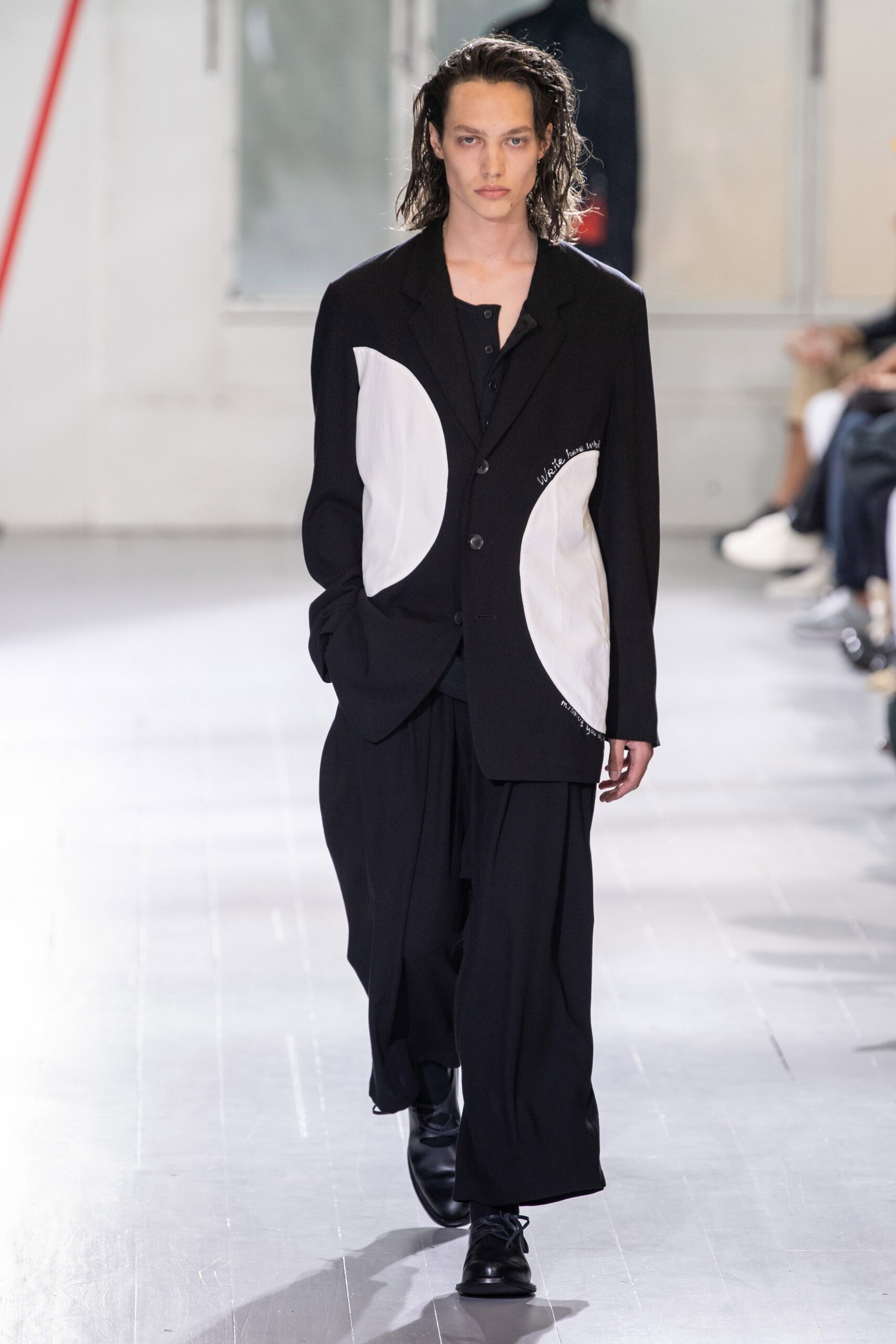 Yohji Yamamoto S/S 20 Menswear Look 8