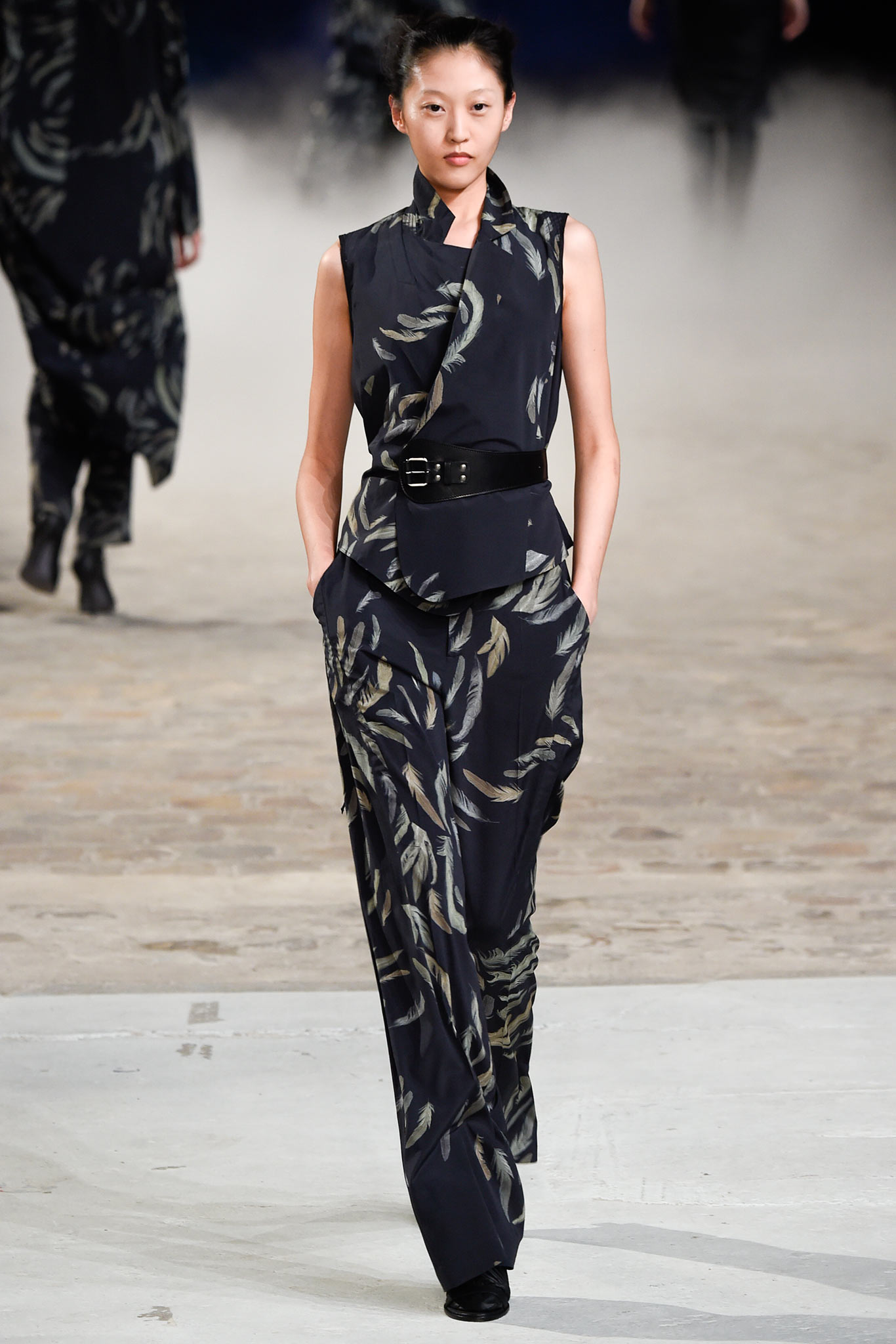 A.F. Vandevorst S/S 15 Look 94