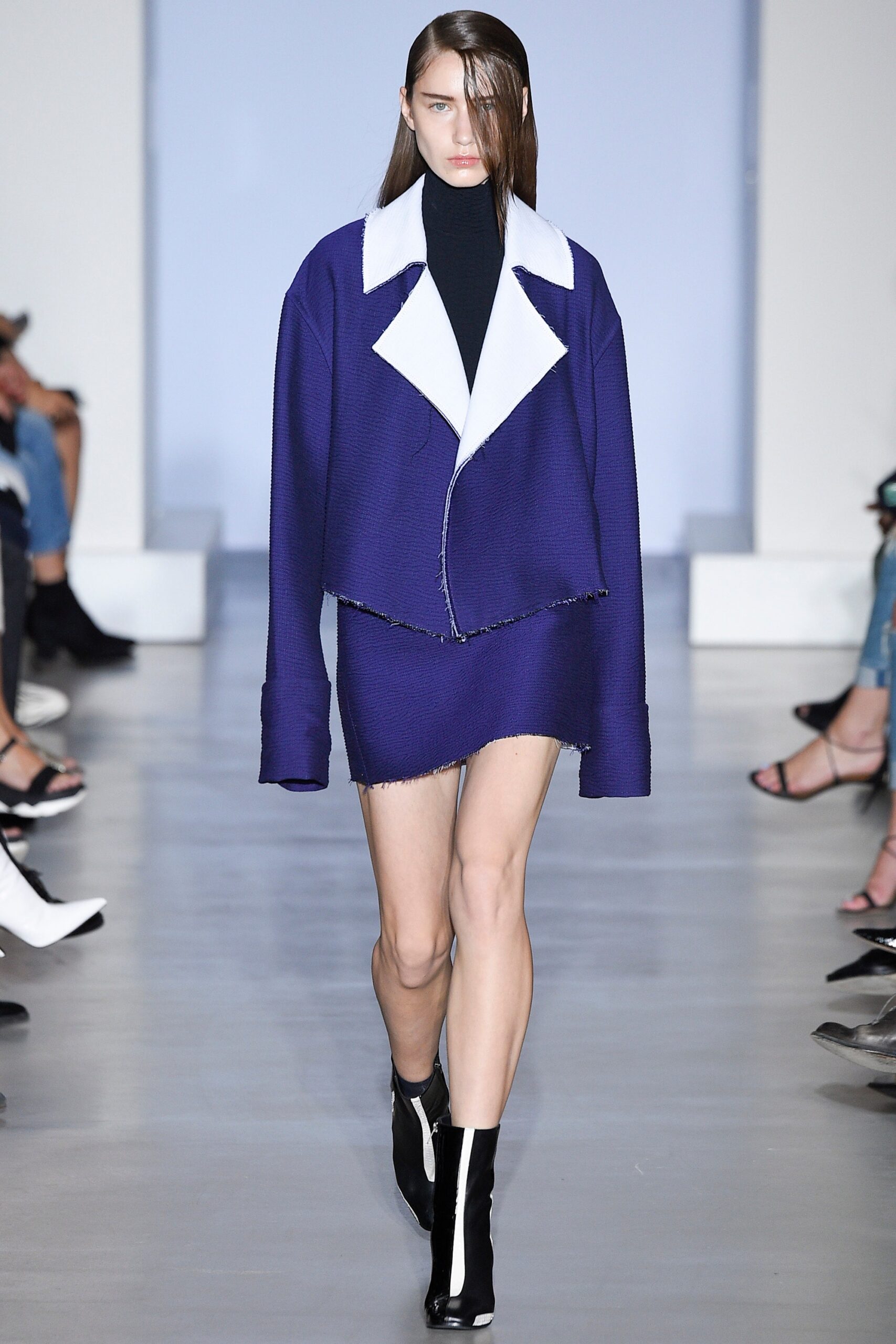 Yang Li S/S 17 Look 10