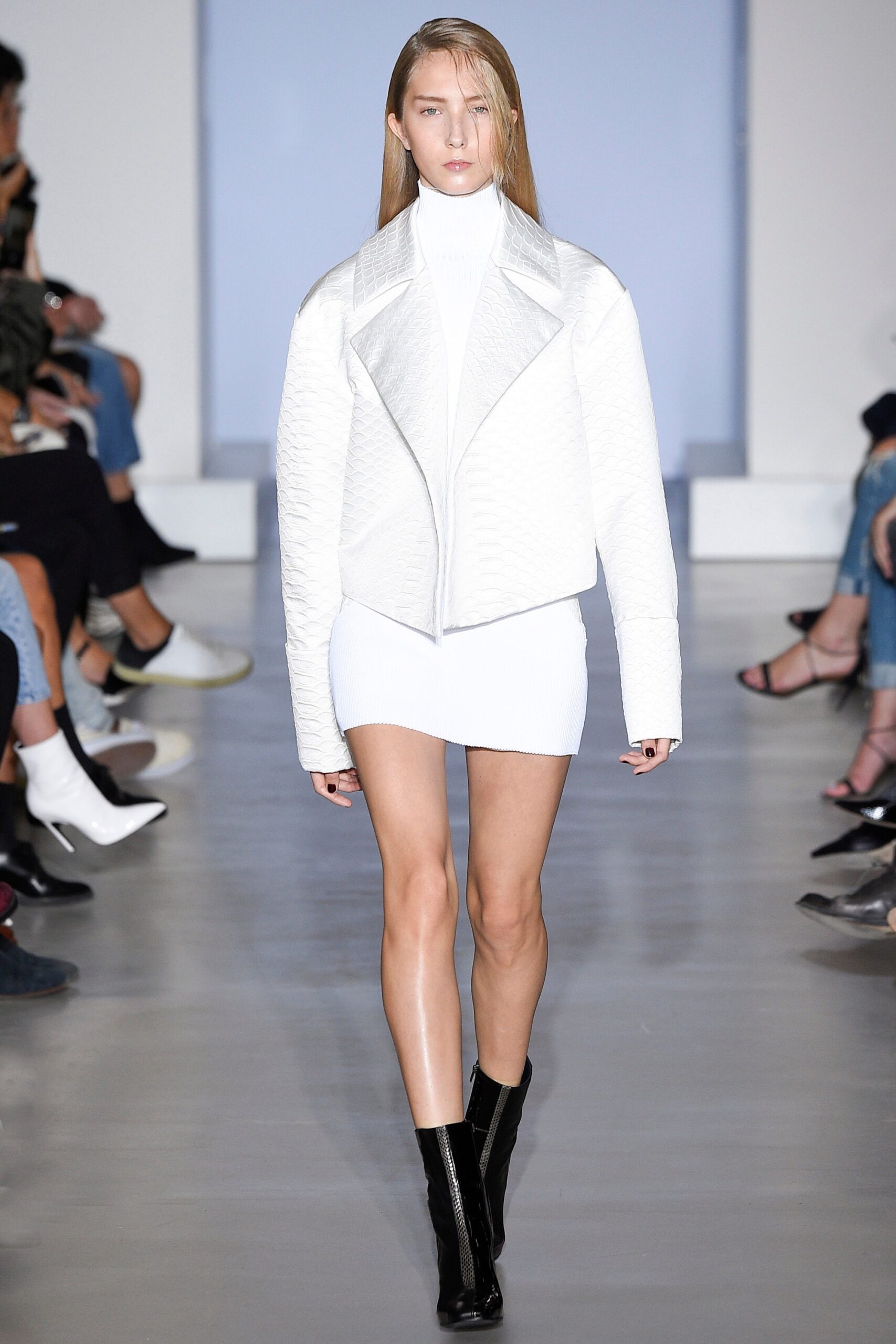 Yang Li S/S 17 Look 17