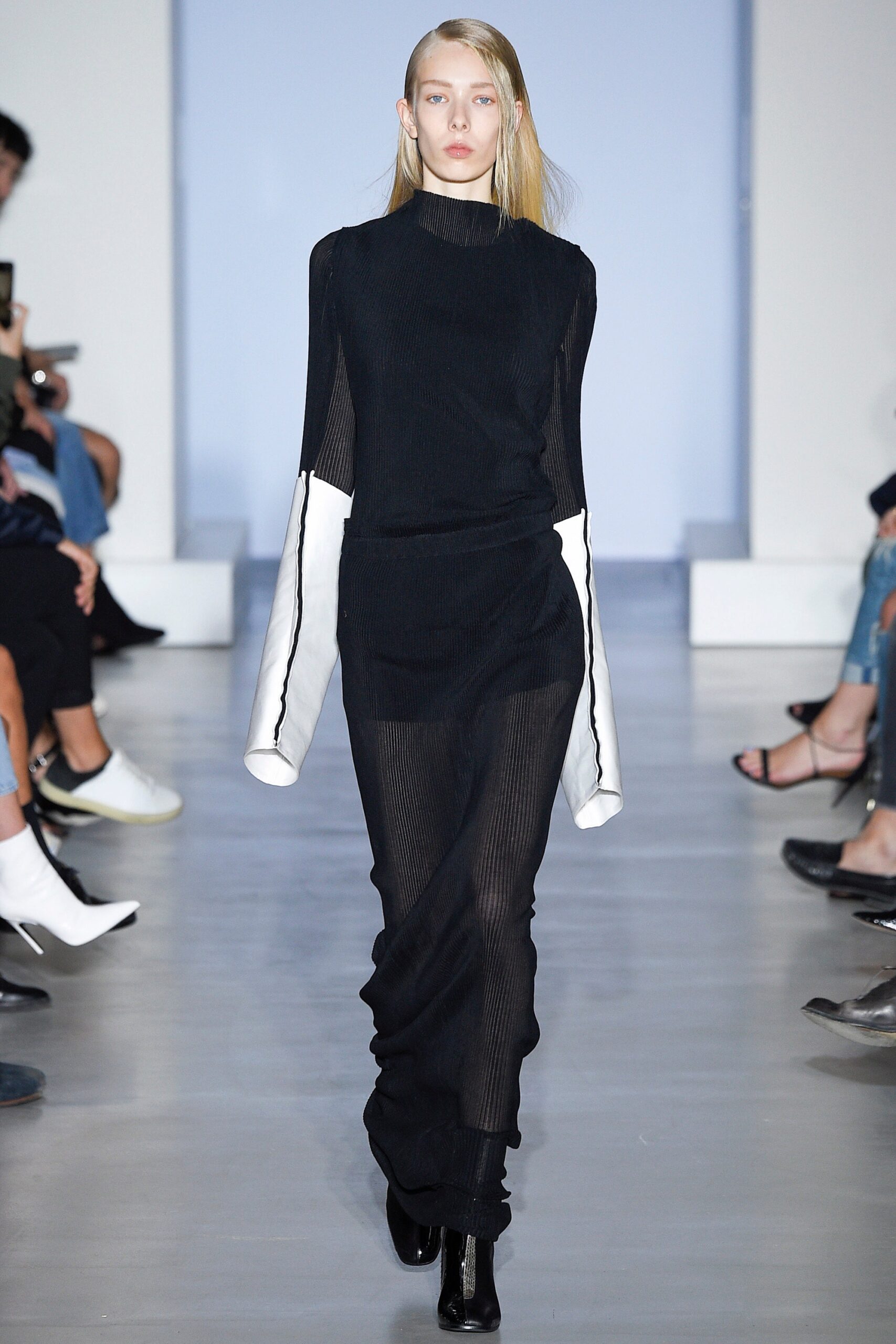 Yang Li S/S 17 Look 21