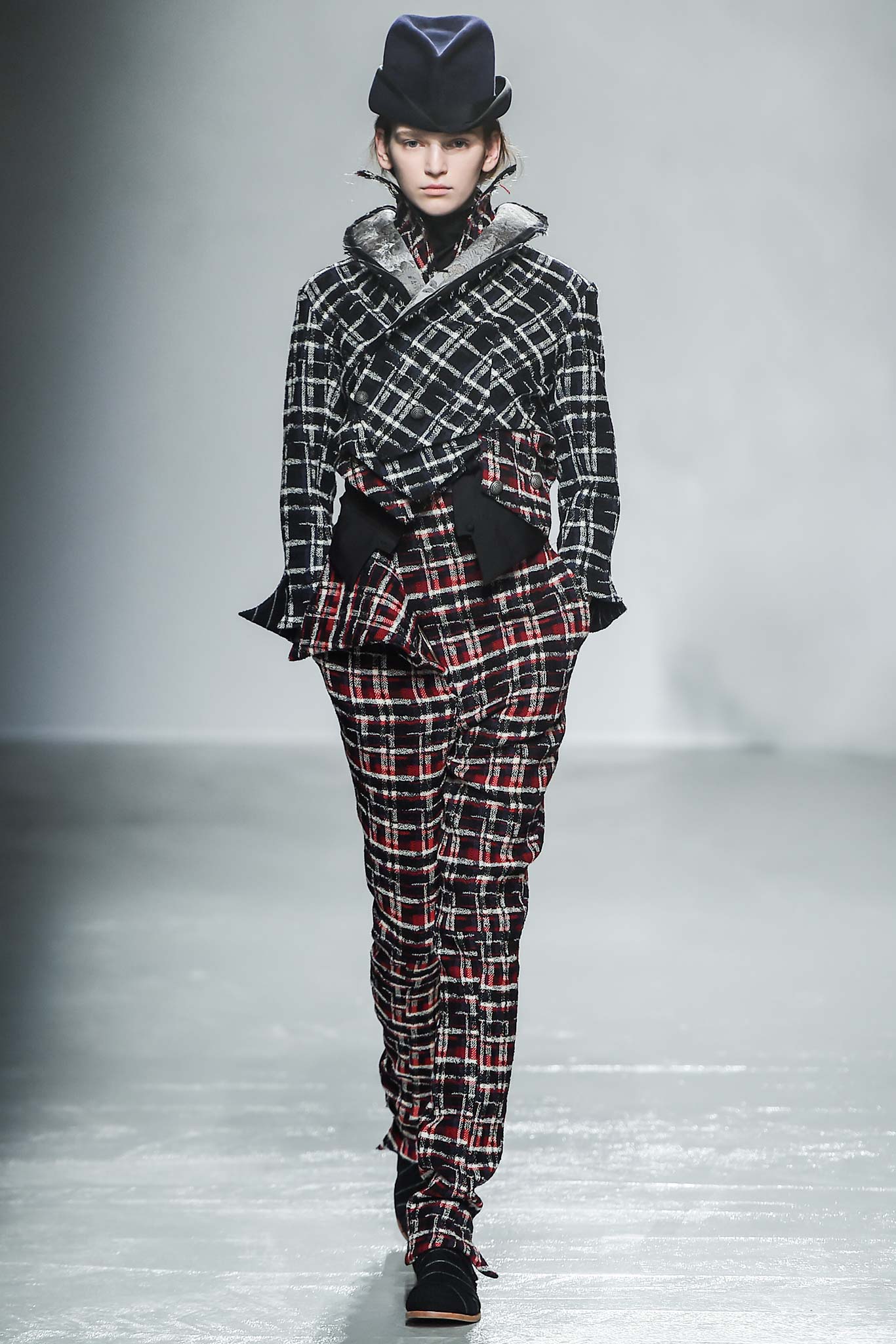 Aganovich F/W 15 Look 141