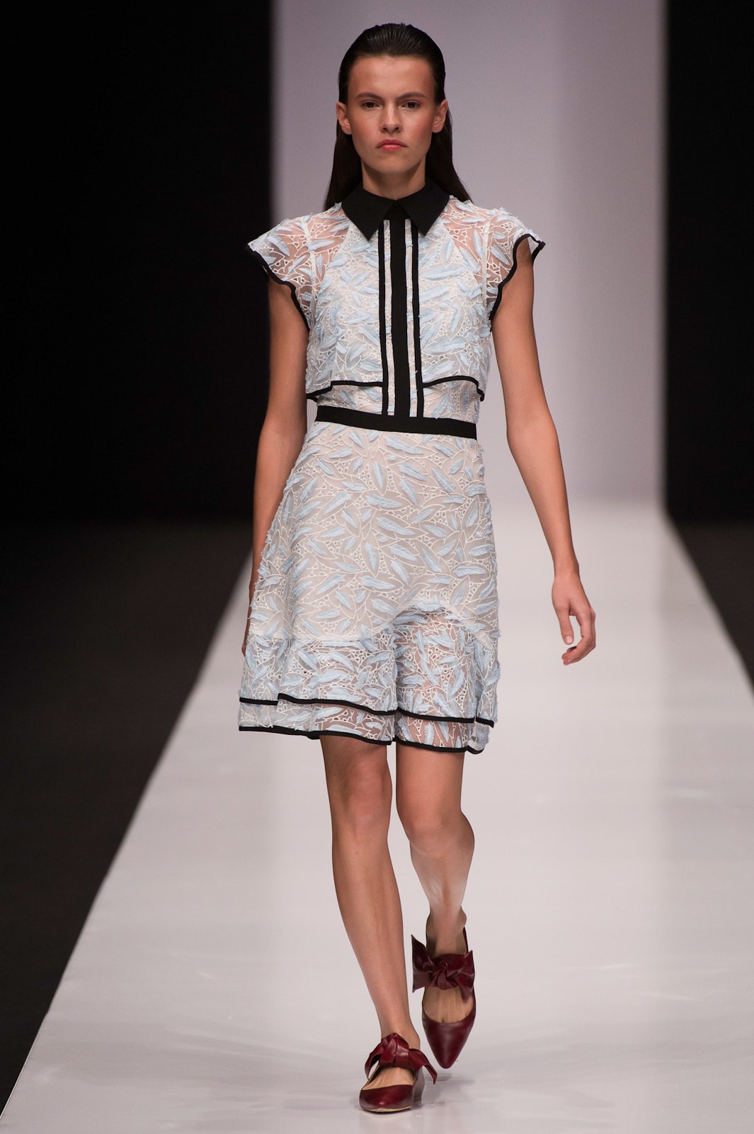 Yasya Minochkina Russia S/S 17 Look 13