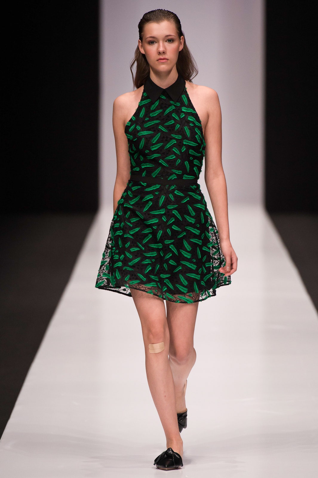 Yasya Minochkina Russia S/S 17 Look 21