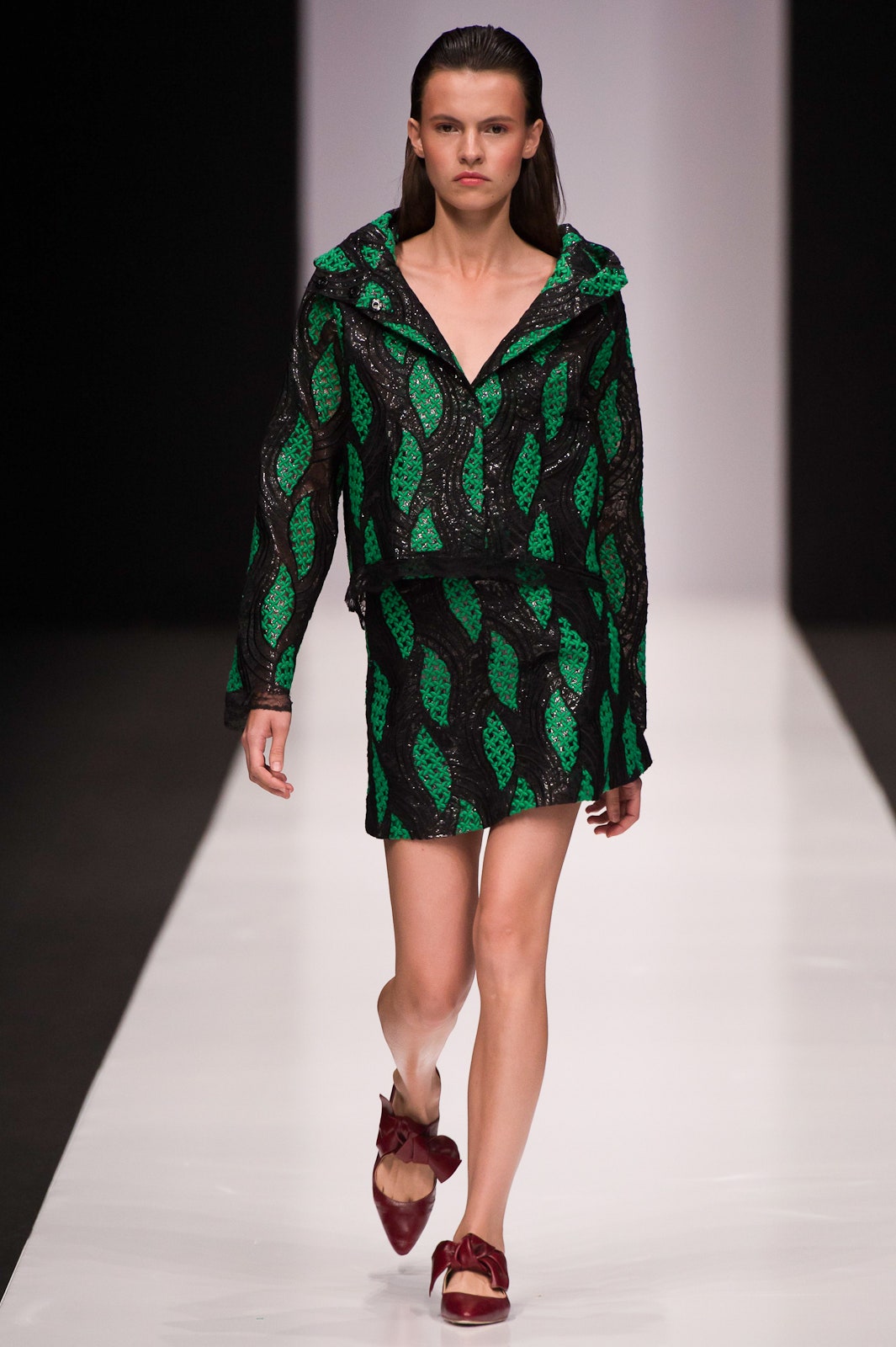 Yasya Minochkina Russia S/S 17 Look 25