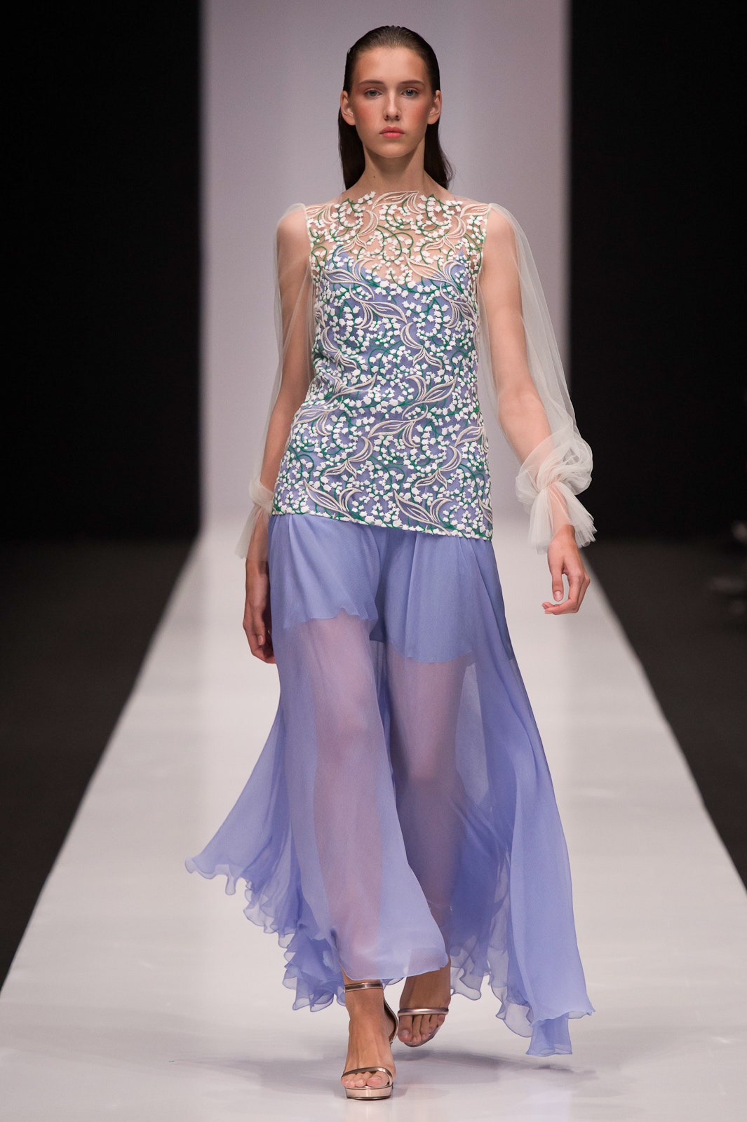 Yasya Minochkina Russia S/S 17 Look 26