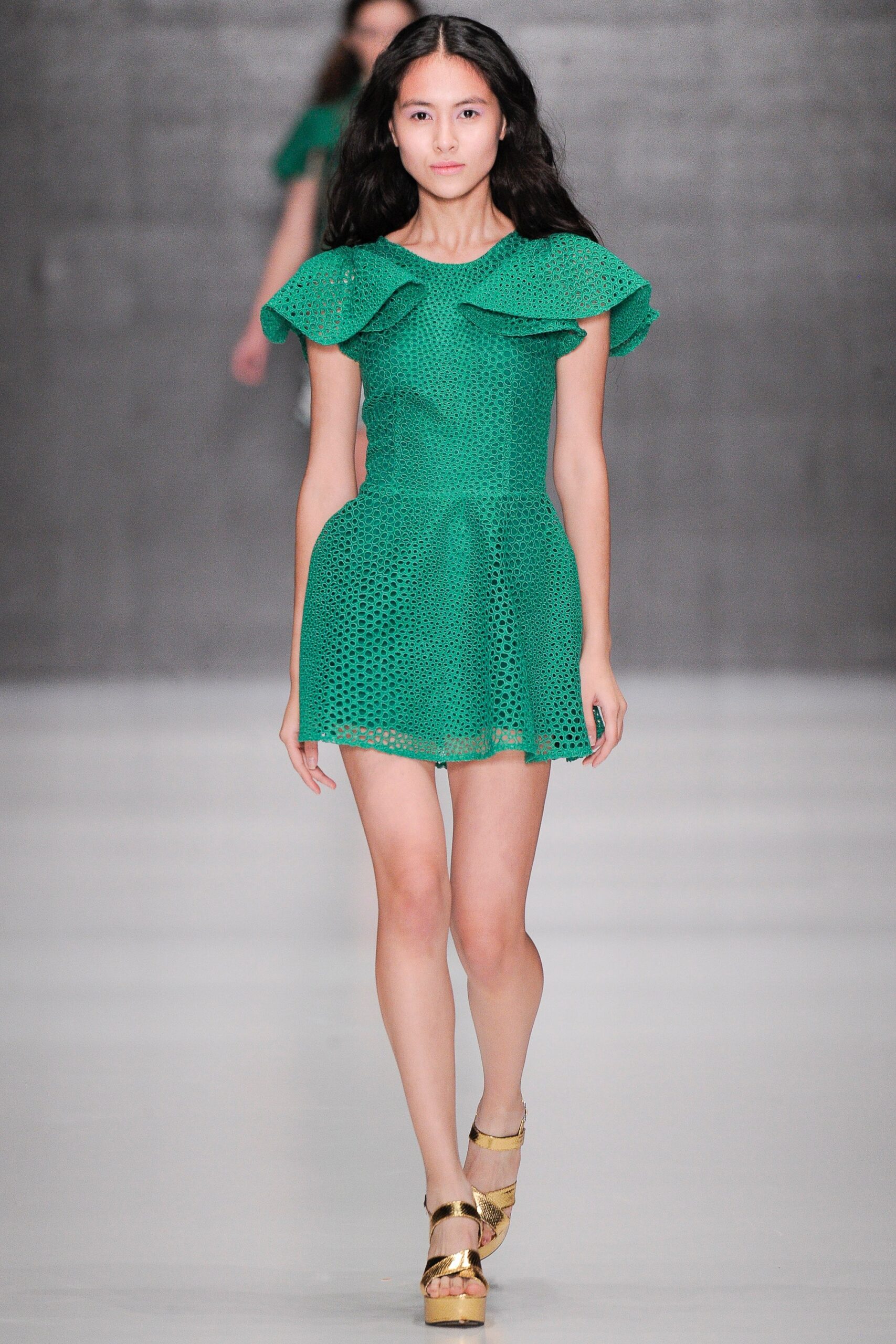 Yasya Minochkina Russia S/S 16 Look 6