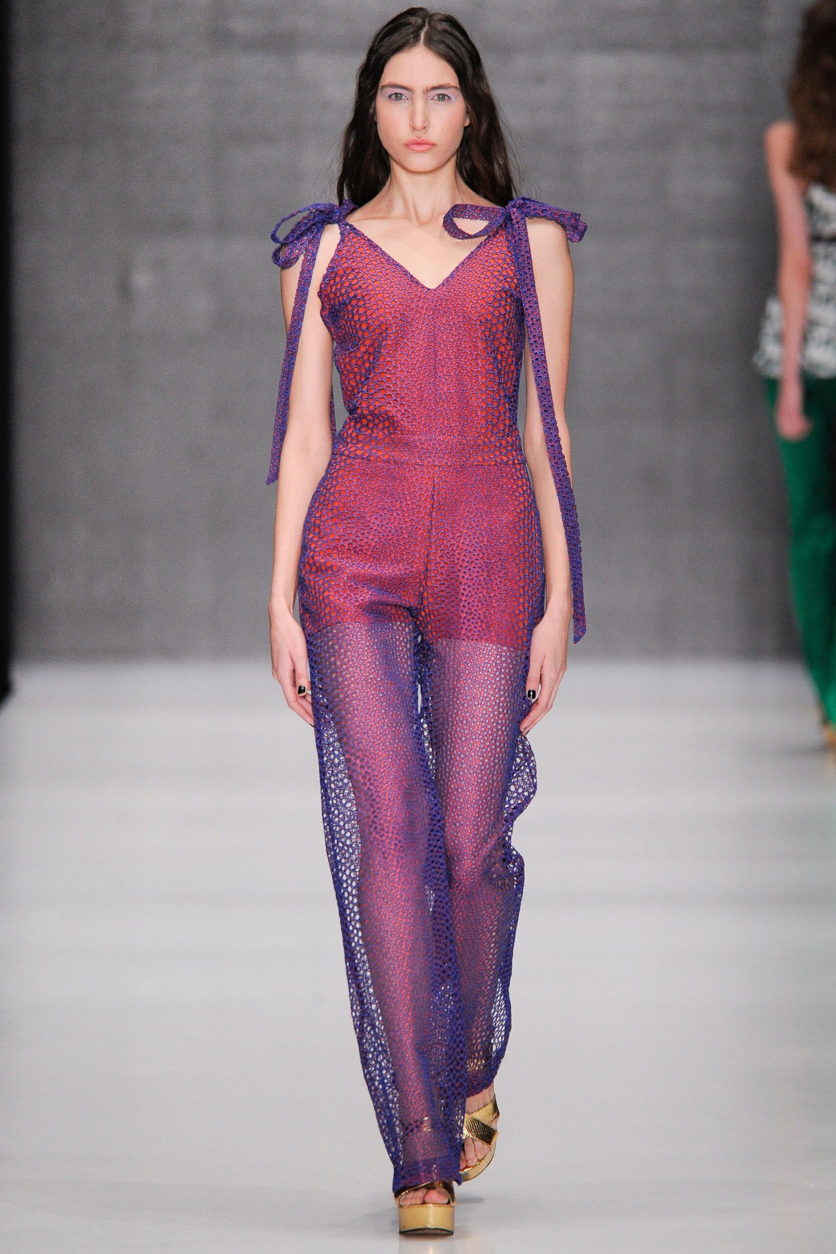 Yasya Minochkina Russia S/S 16 Look 12