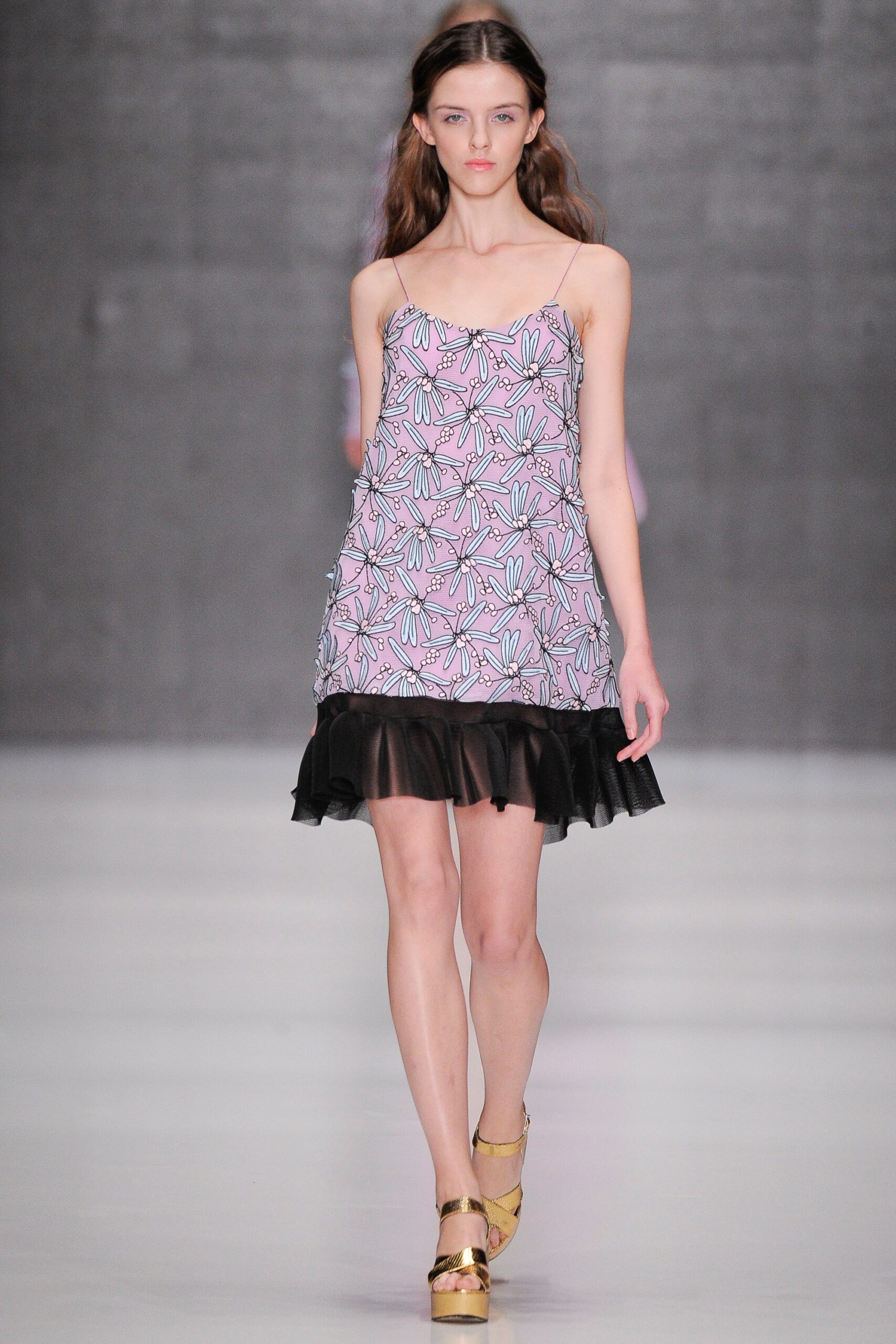 Yasya Minochkina Russia S/S 16 Look 16