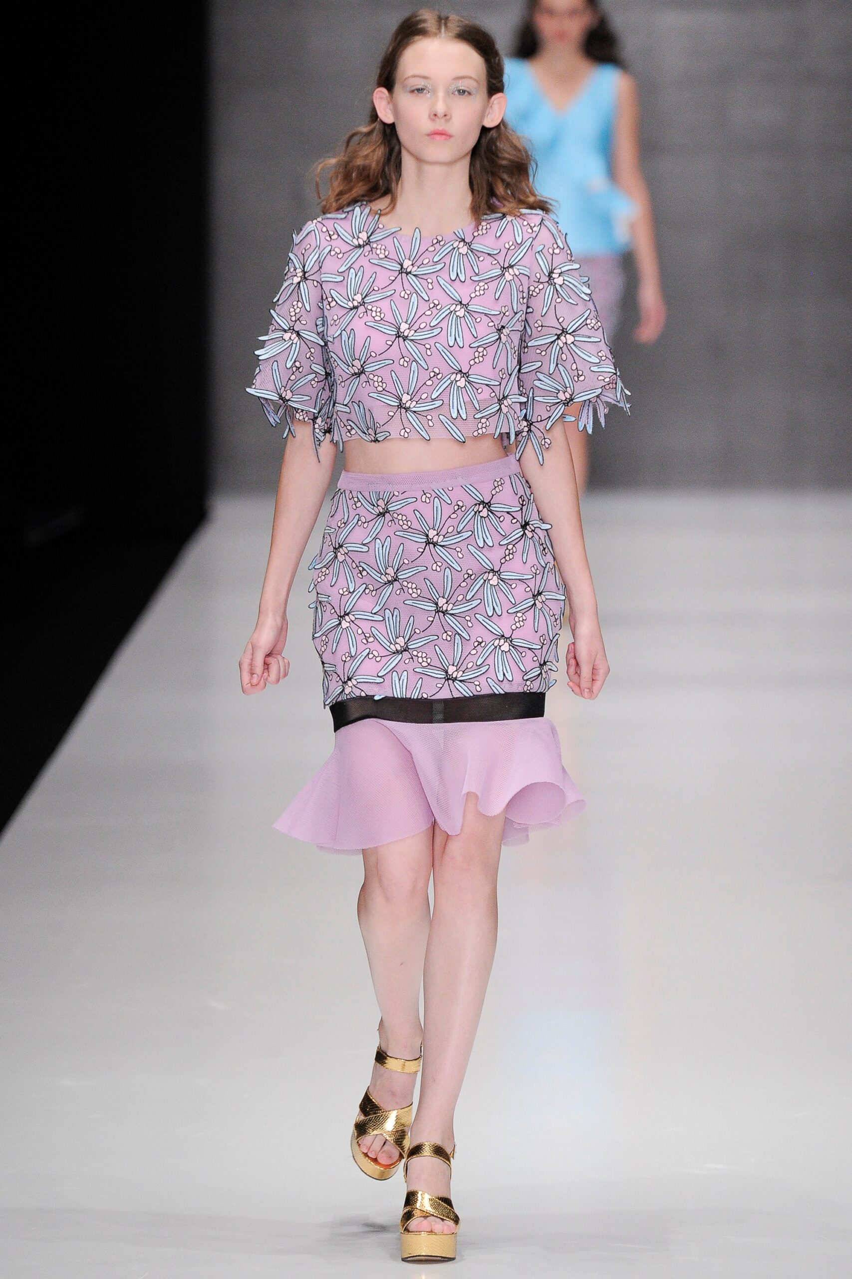 Yasya Minochkina Russia S/S 16 Look 19