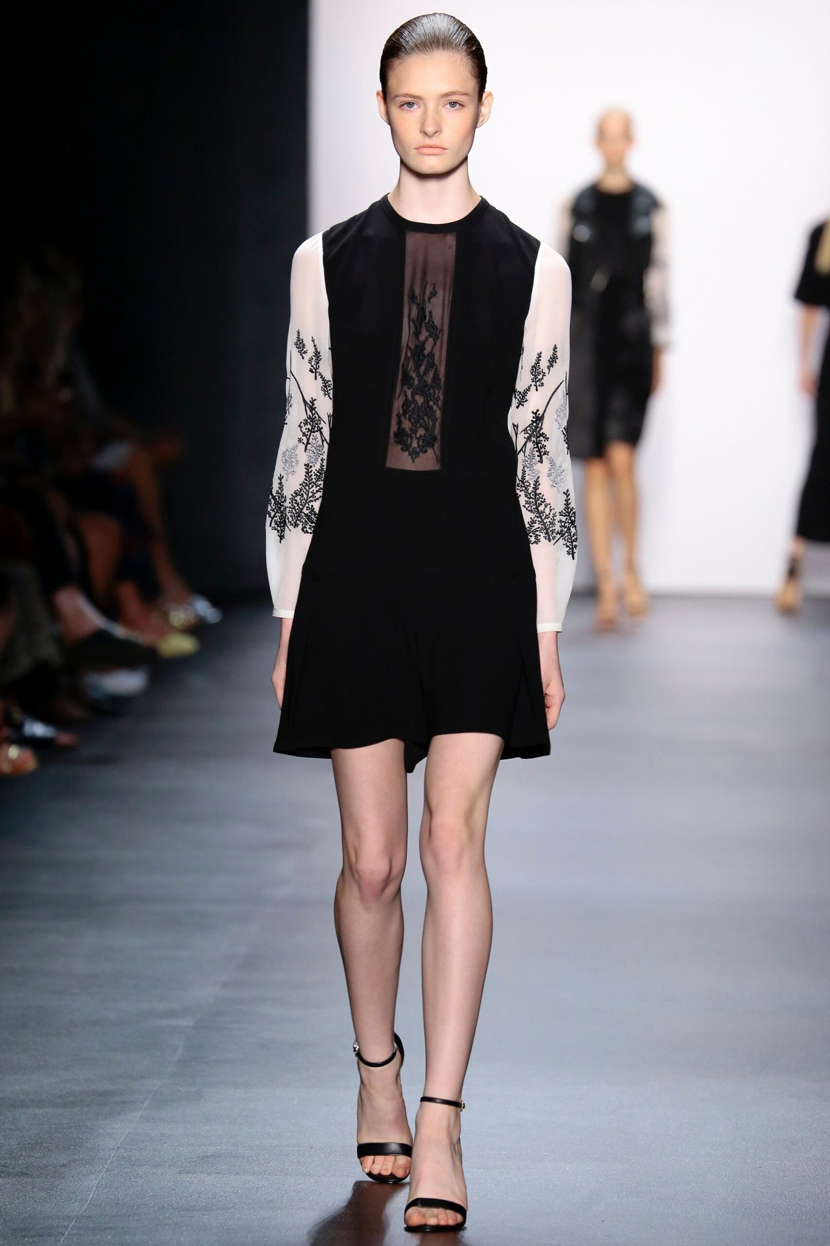 Yigal Azrouël S/S 16 Look 9