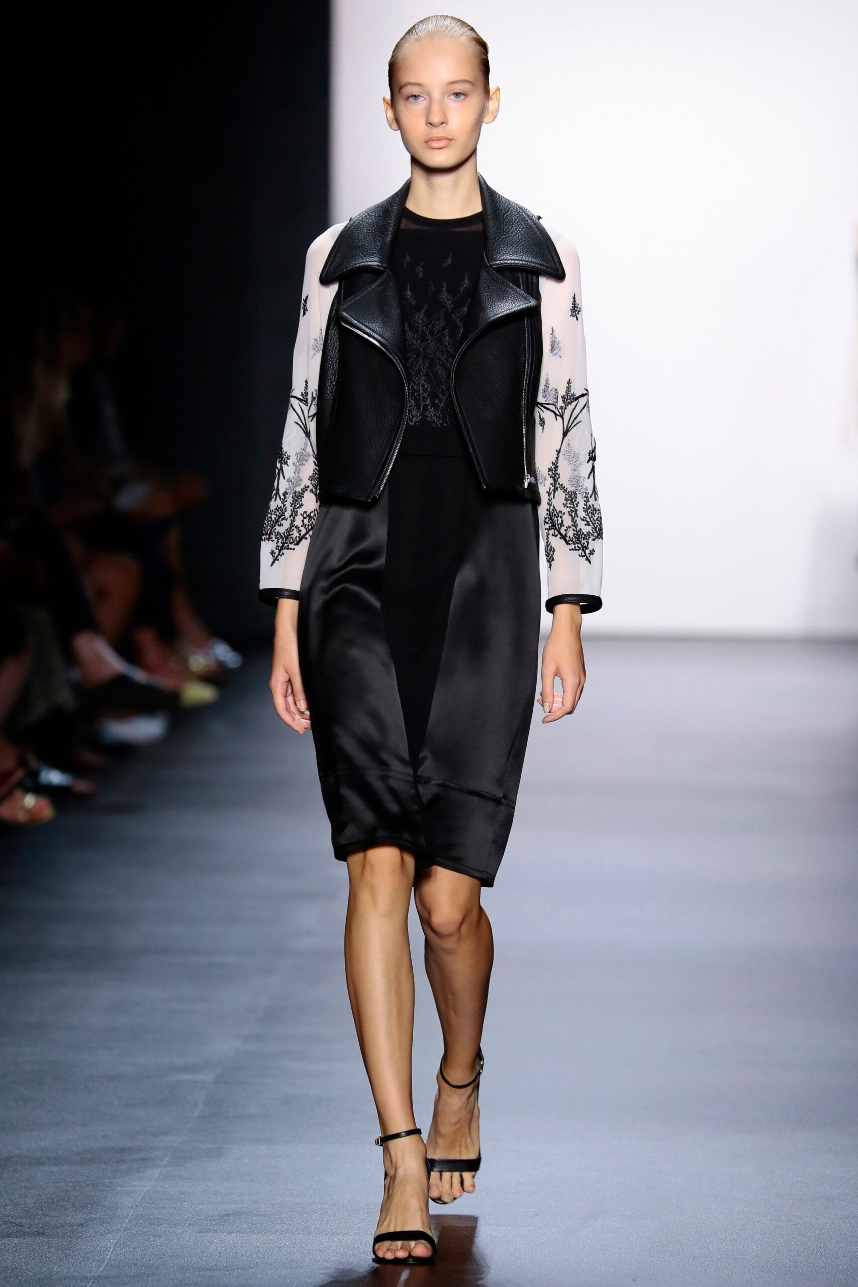 Yigal Azrouël S/S 16 Look 10