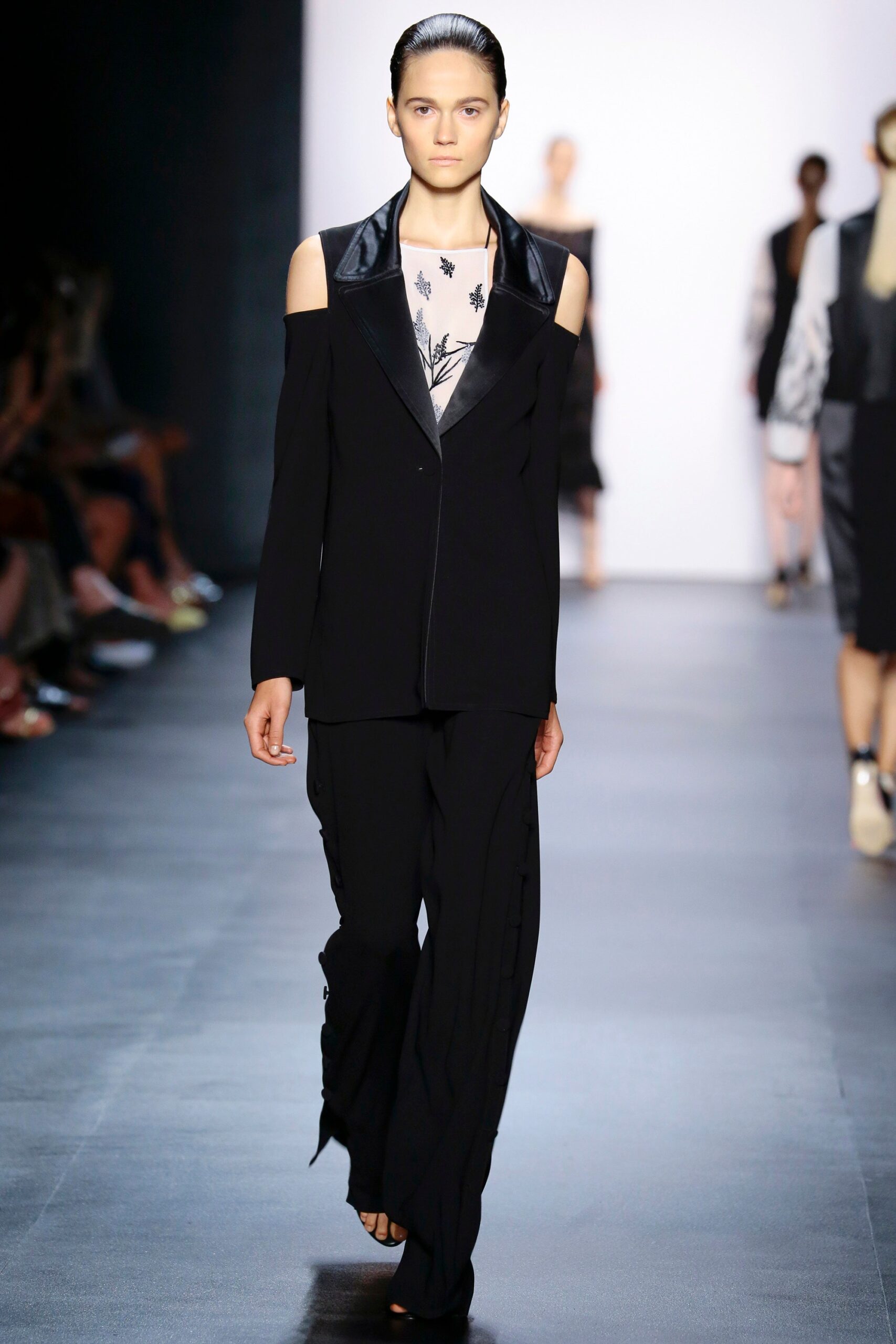 Yigal Azrouël S/S 16 Look 11