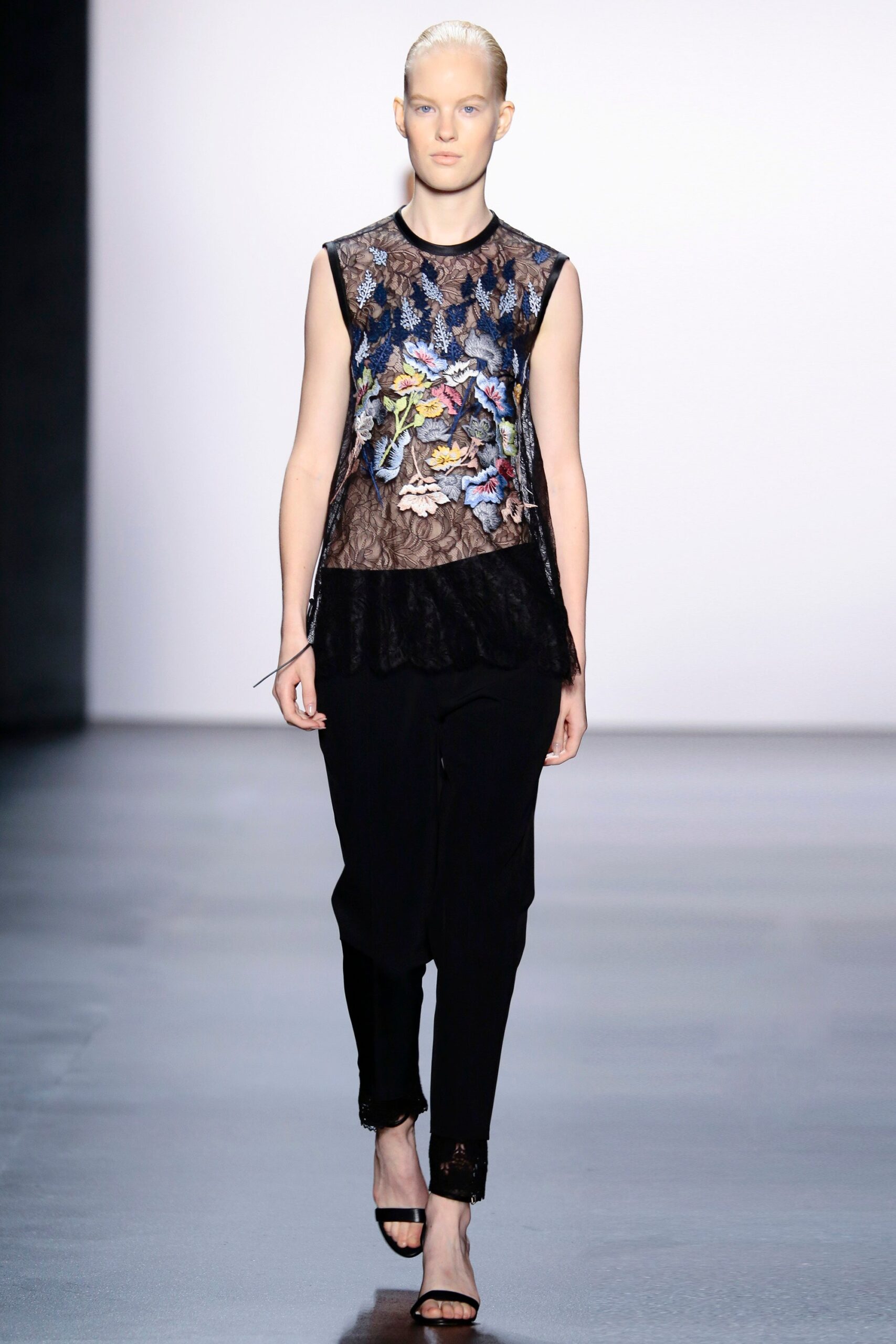 Yigal Azrouël S/S 16 Look 14