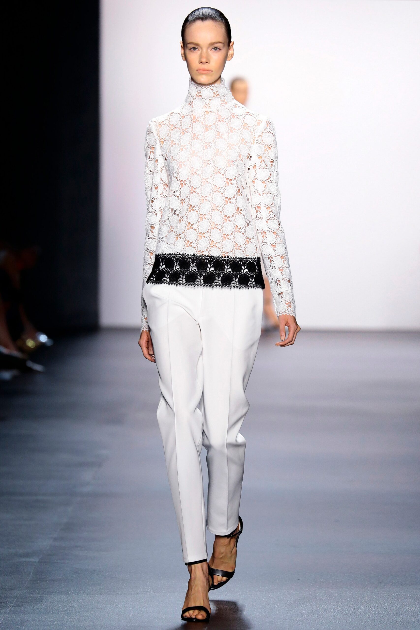 Yigal Azrouël S/S 16 Look 18