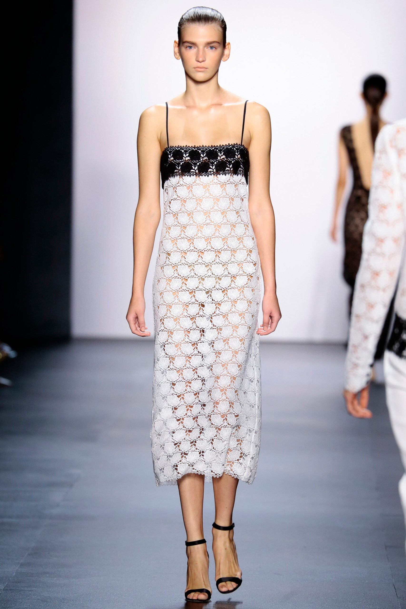 Yigal Azrouël S/S 16 Look 19