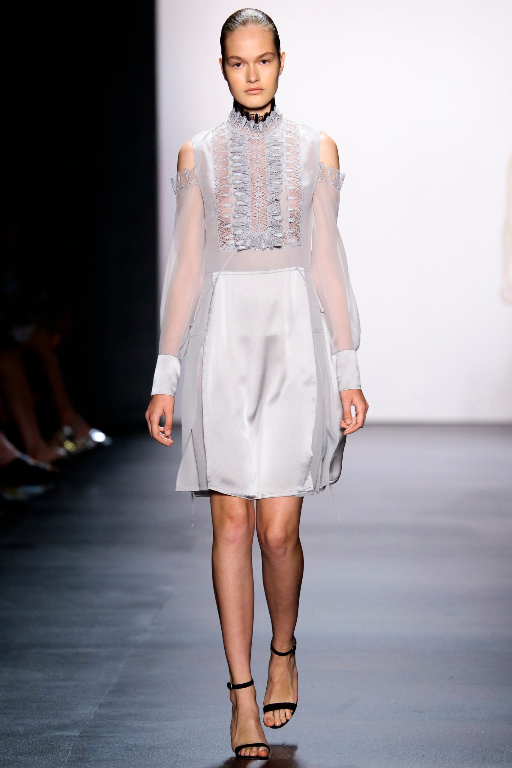 Yigal Azrouël S/S 16 Look 21
