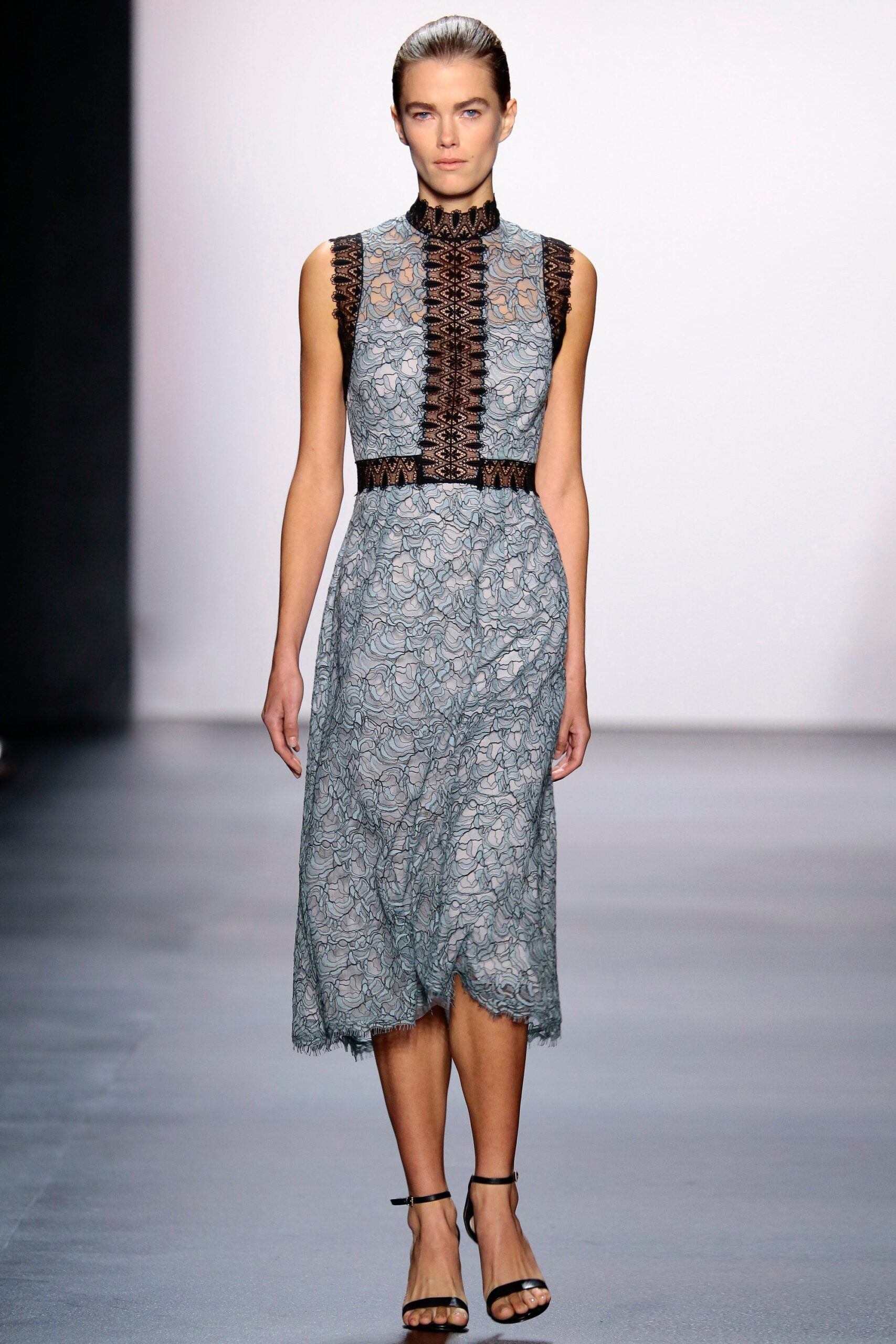 Yigal Azrouël S/S 16 Look 24