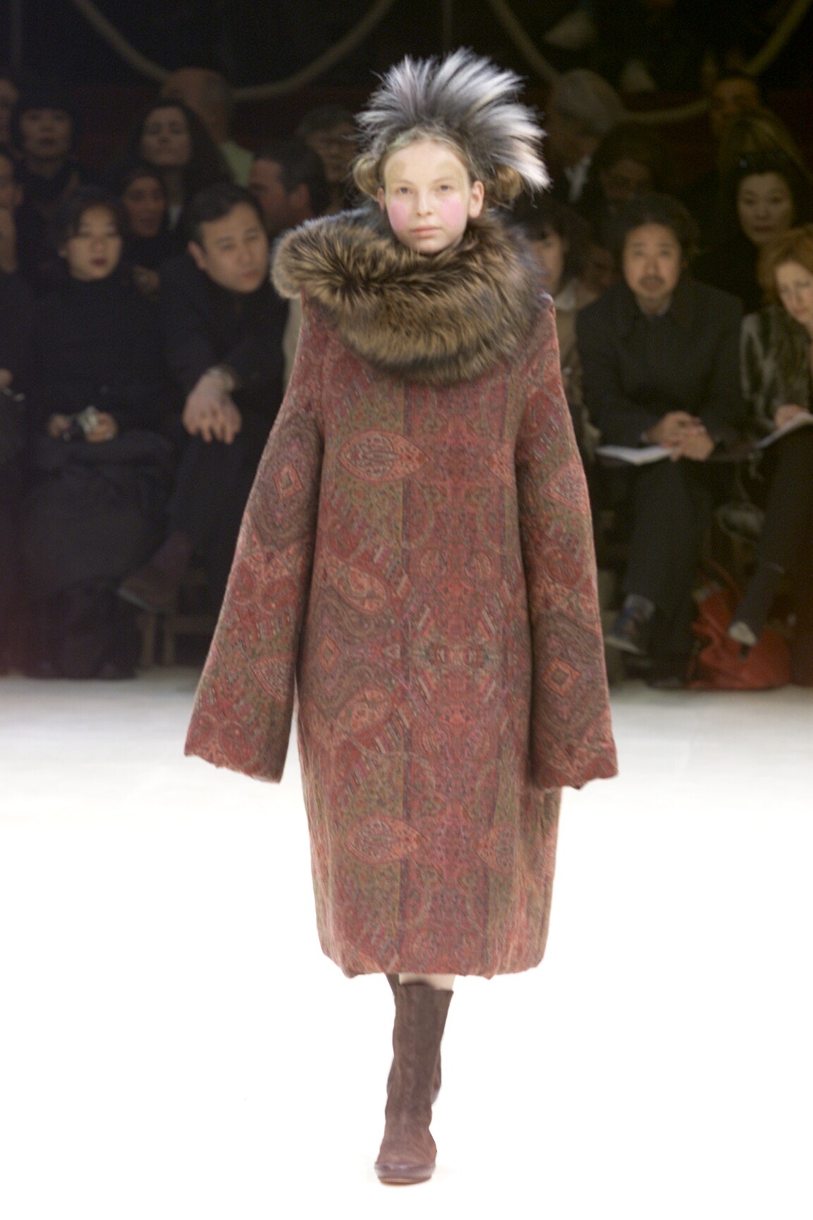 Yohji Yamamoto F/W 00 Look 8