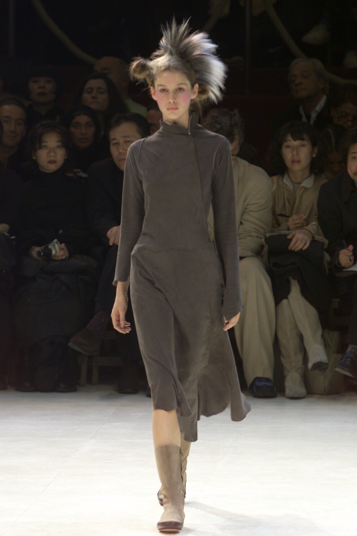 Yohji Yamamoto F/W 00 Look 10