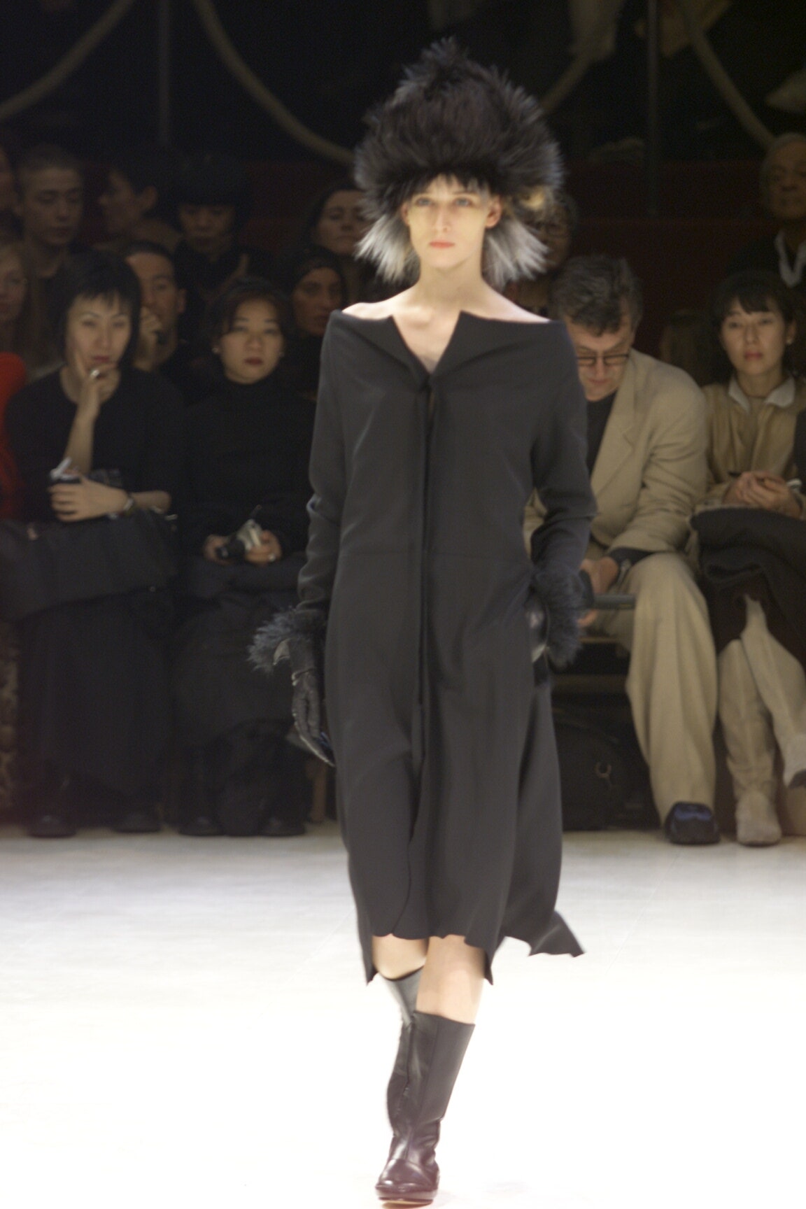 Yohji Yamamoto F/W 00 Look 14