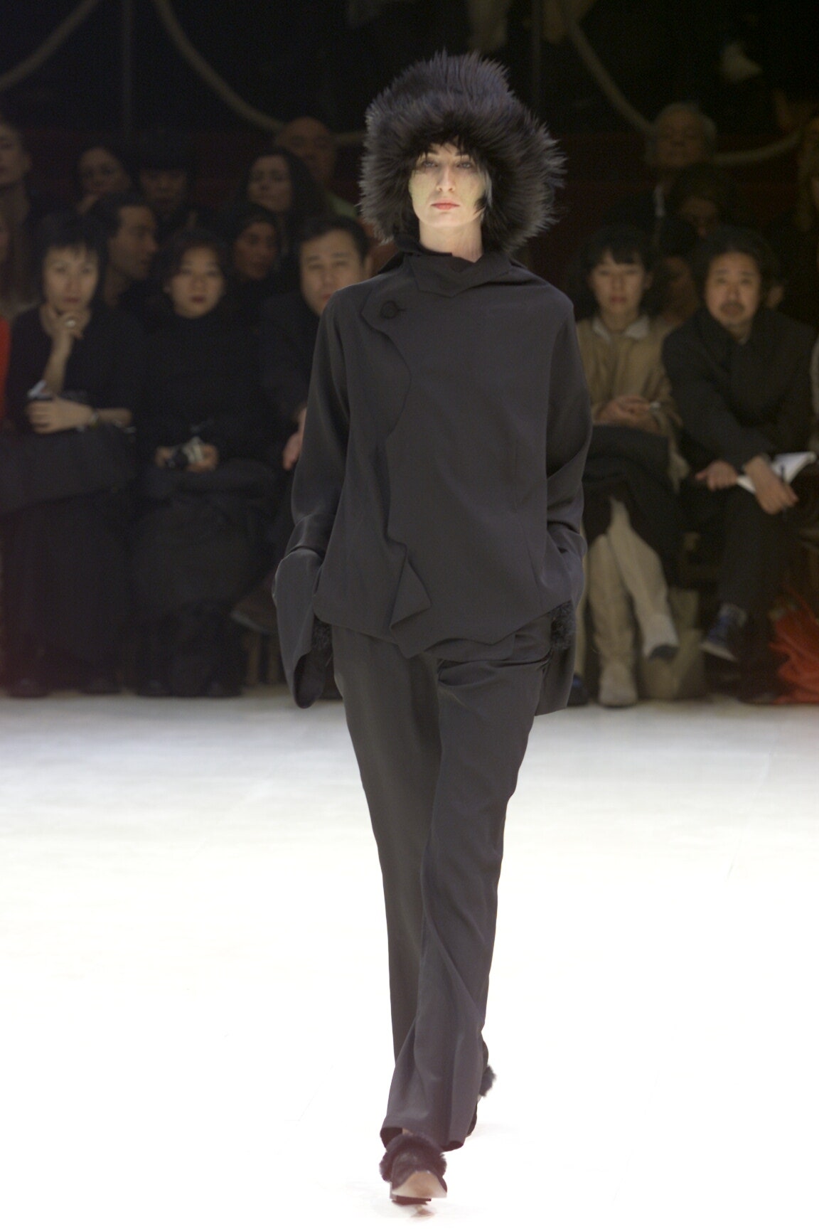 Yohji Yamamoto F/W 00 Look 17