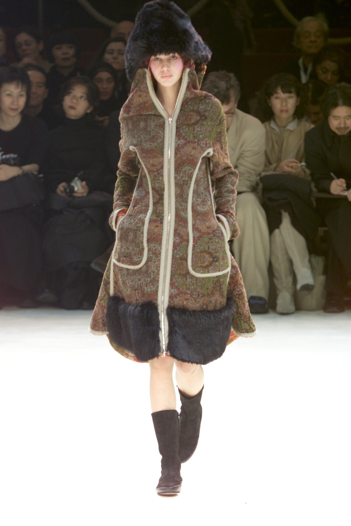 Yohji Yamamoto F/W 00 Look 22