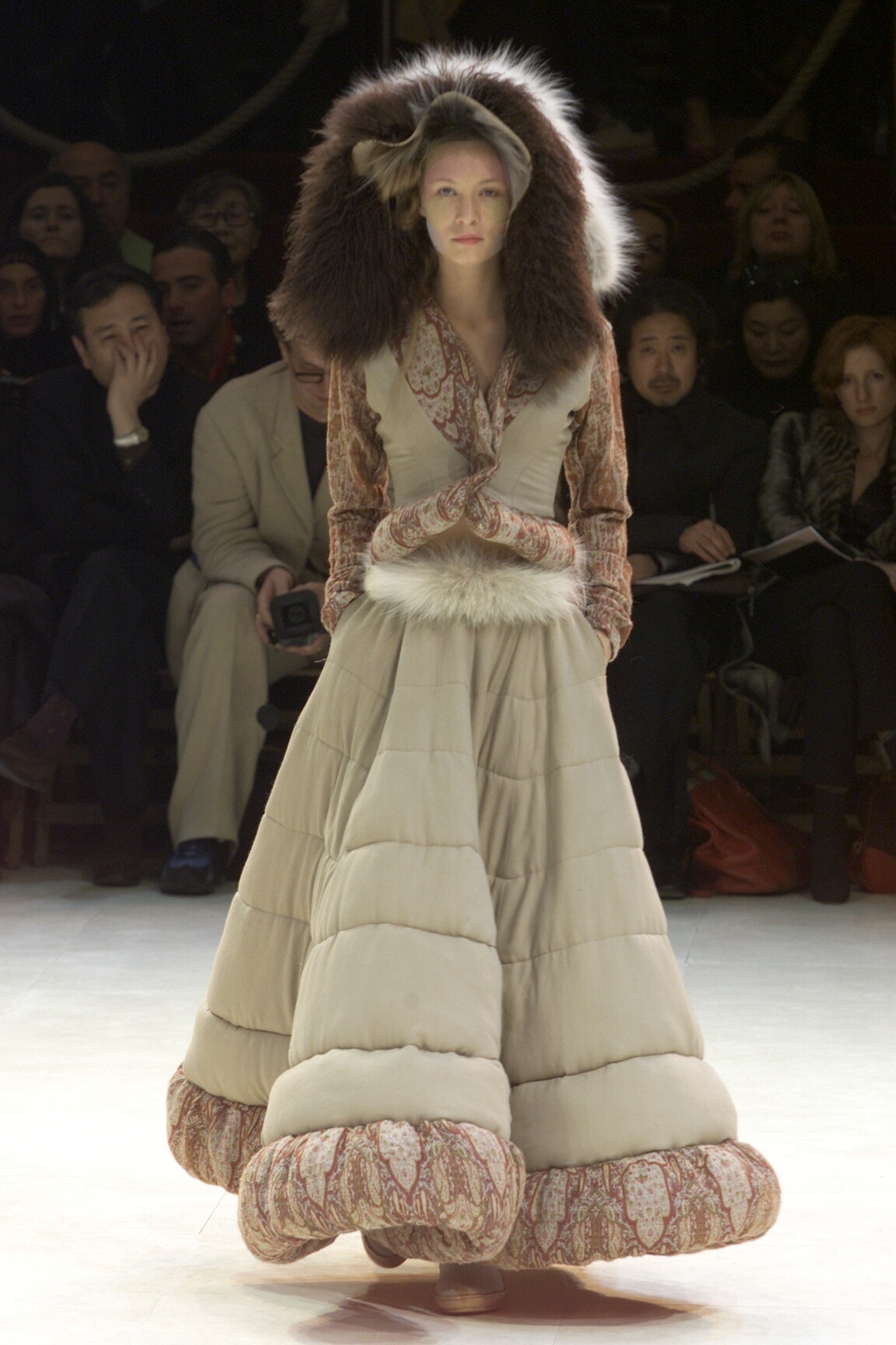 Yohji Yamamoto F/W 00 Look 28