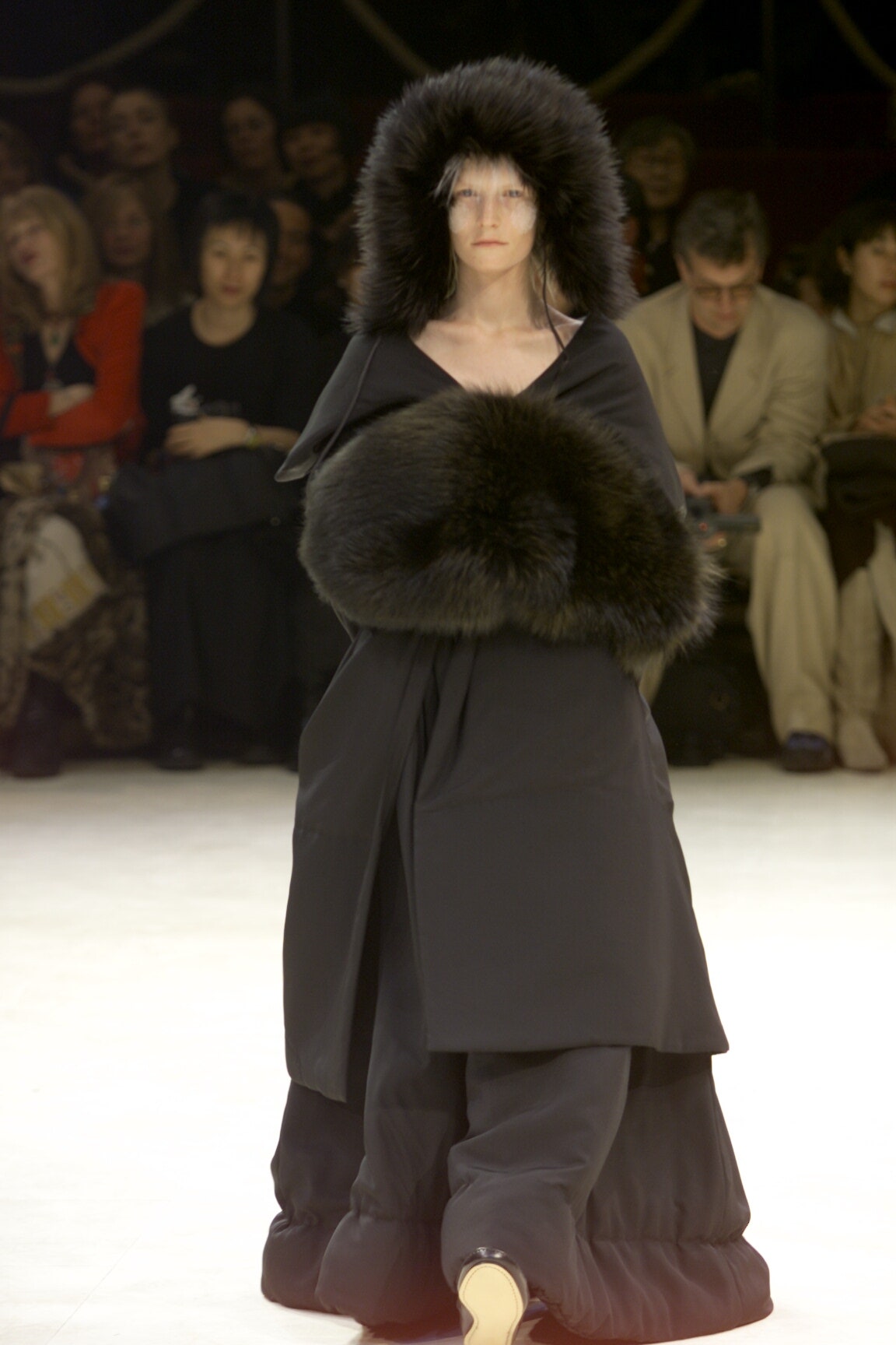 Yohji Yamamoto F/W 00 Look 35