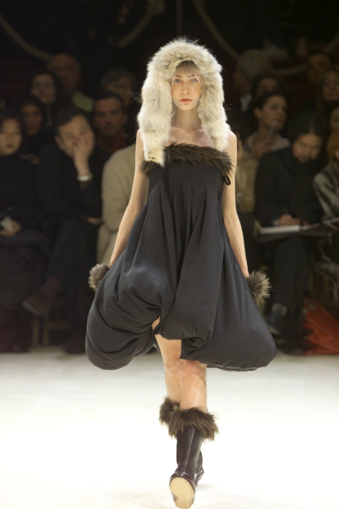 Yohji Yamamoto F/W 00 Look 36