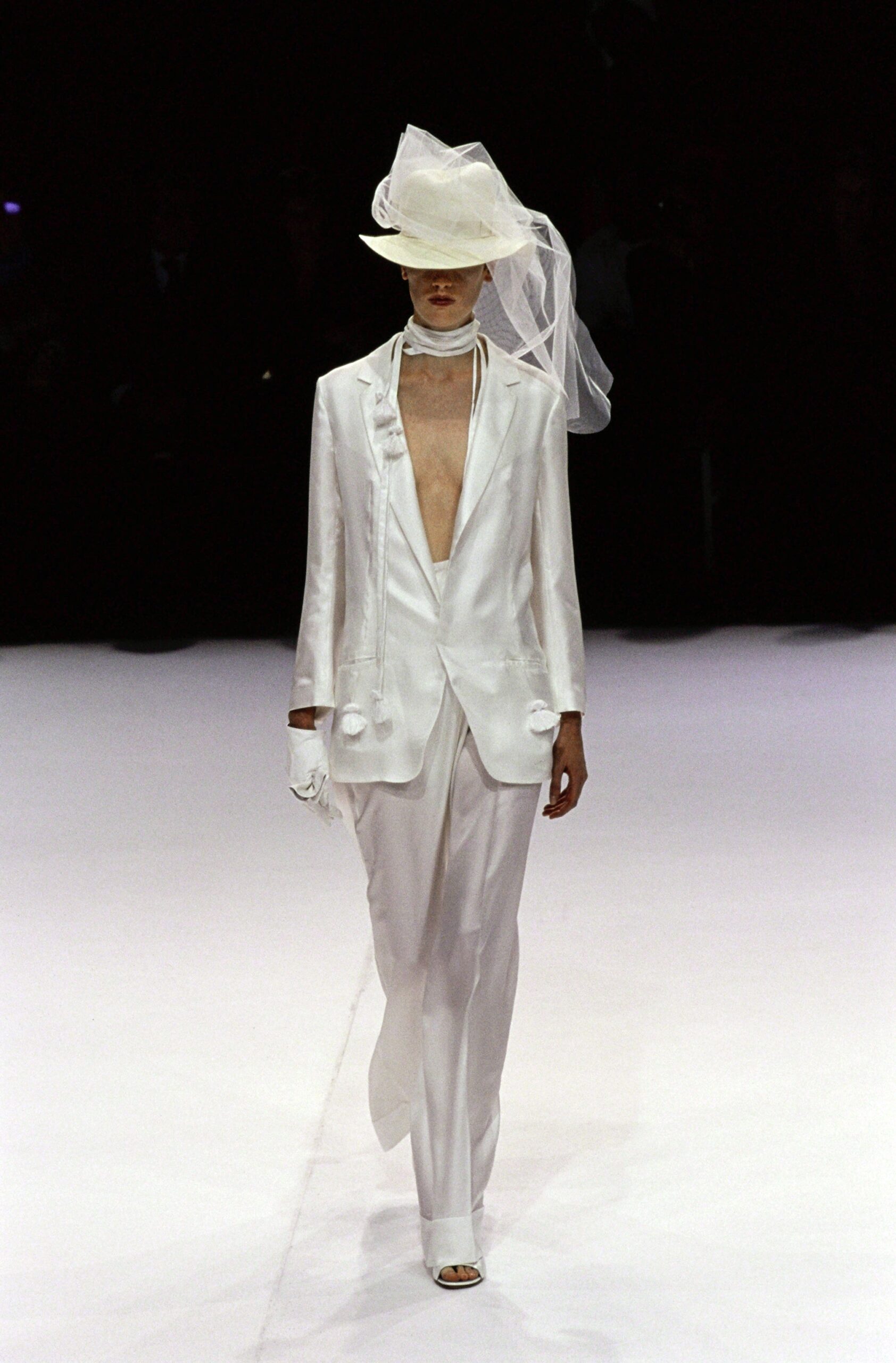 Yohji Yamamoto S/S 99 Look 2