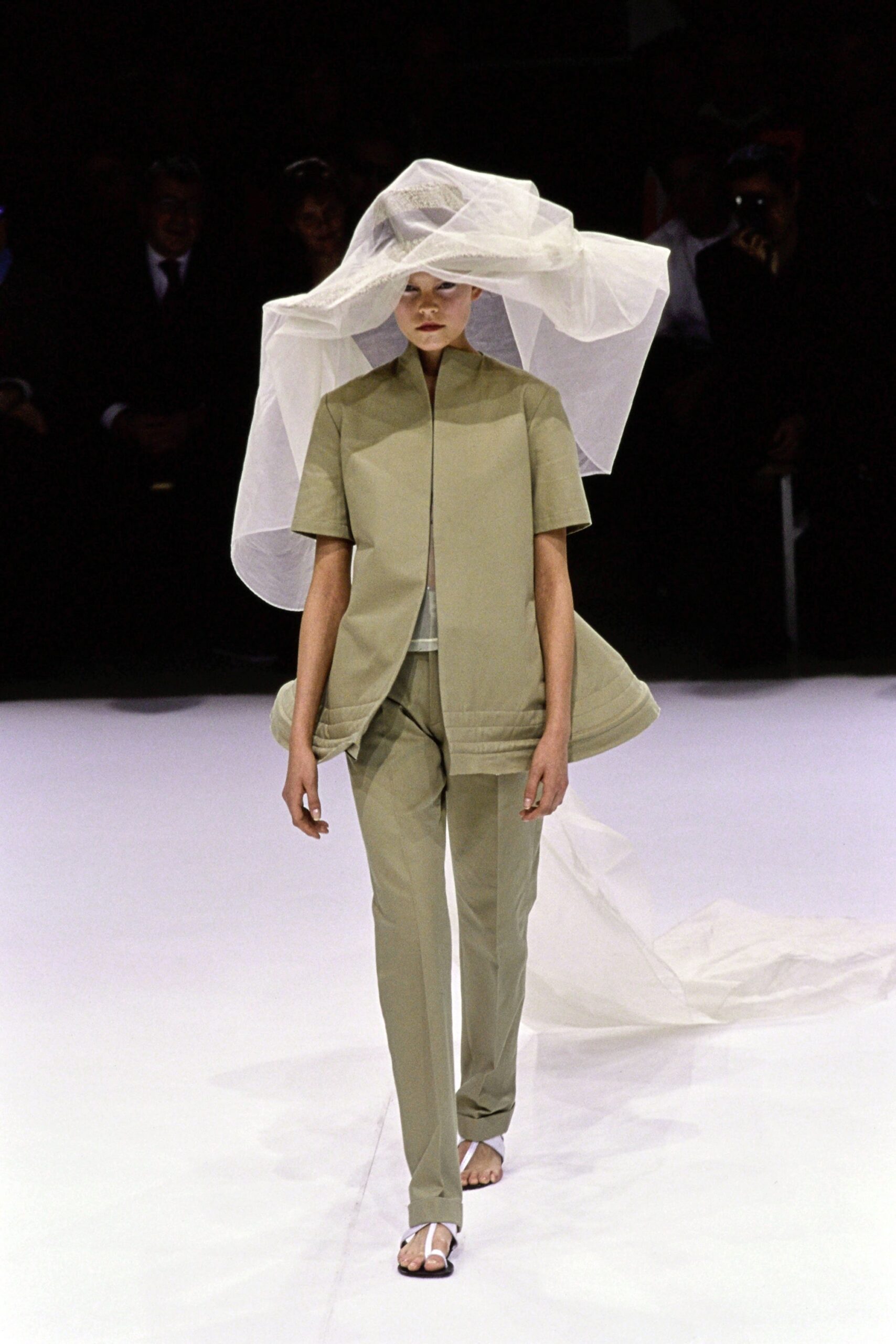 Yohji Yamamoto S/S 99 Look 3