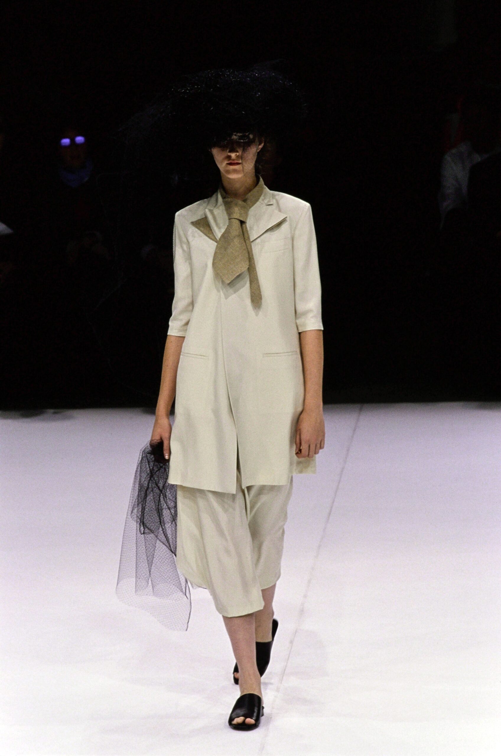 Yohji Yamamoto S/S 99 Look 4