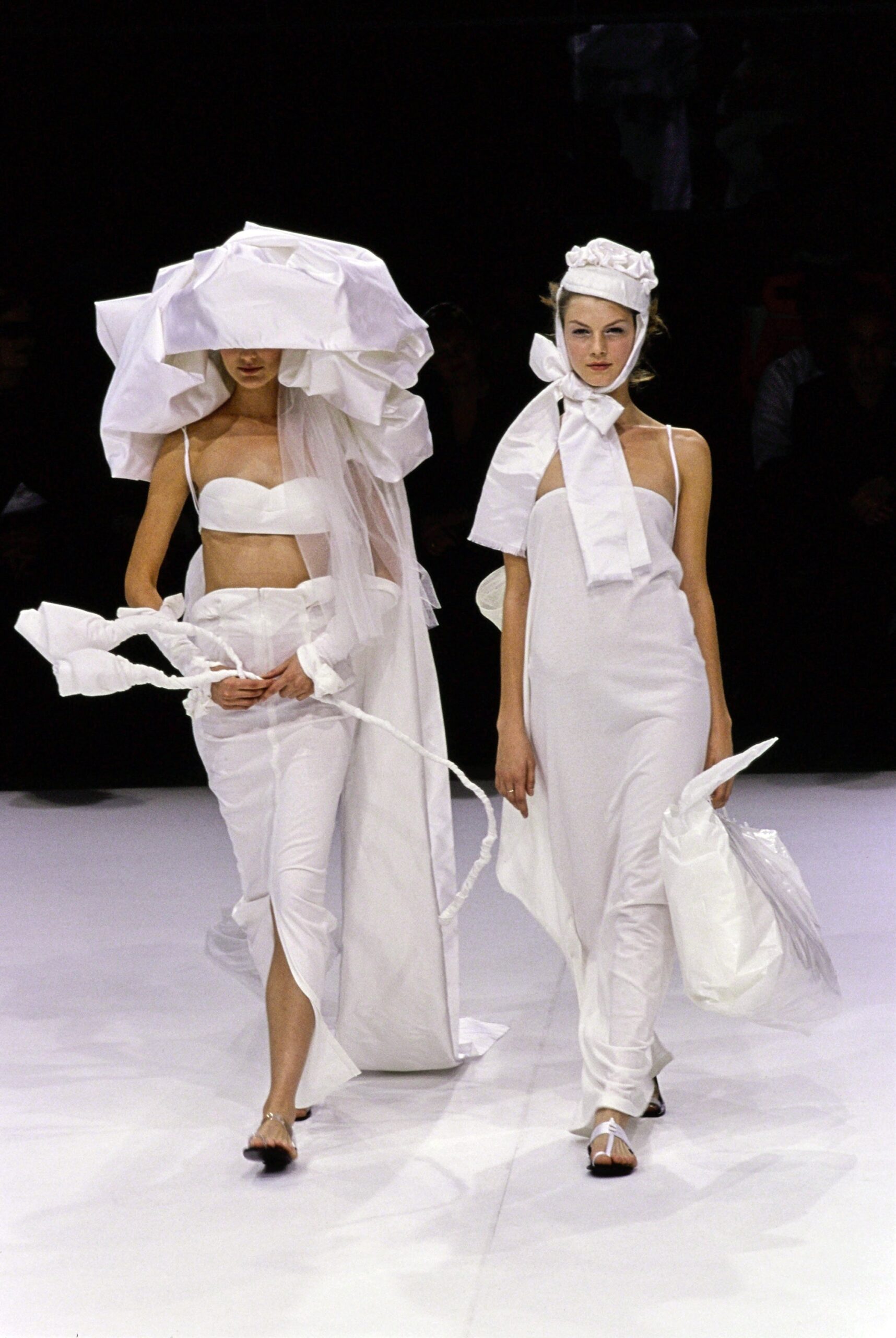Yohji Yamamoto S/S 99 Look 34