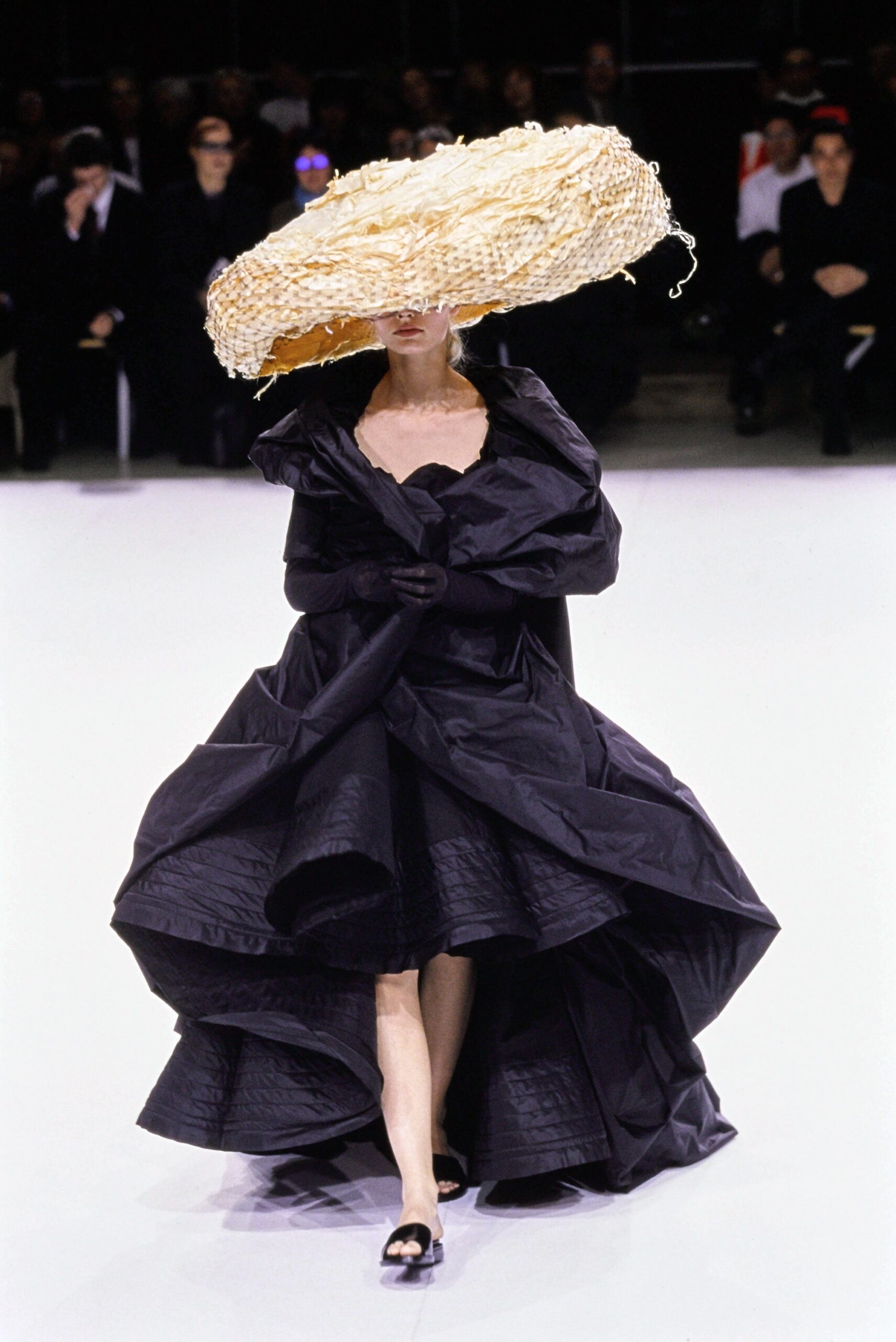 Yohji Yamamoto S/S 99 Look 36